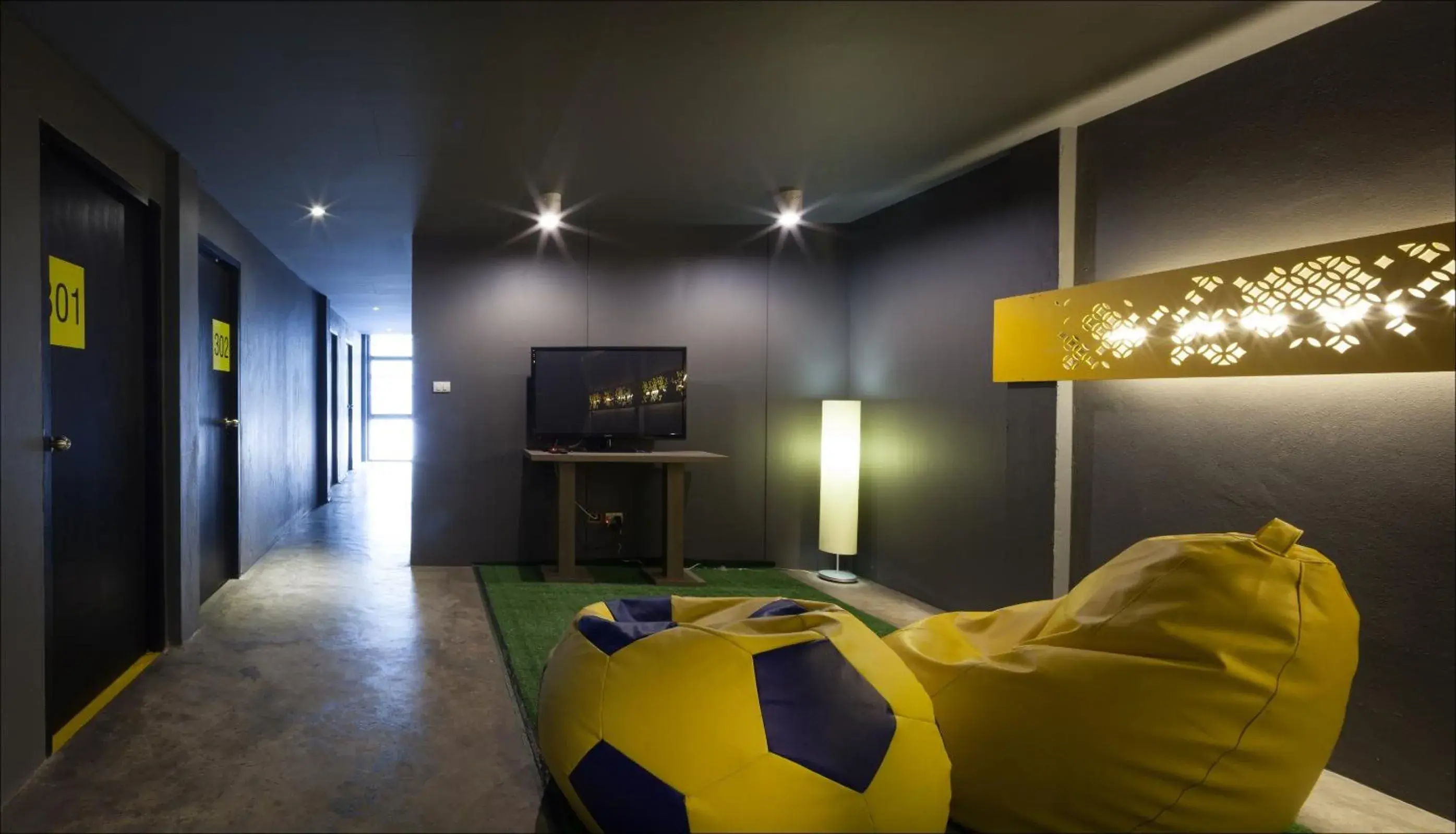 Communal lounge/ TV room, Bed in Fulfill Phuket - SHA Communal lounge/ TV room, Bed in Fulfill Phuket - SHA