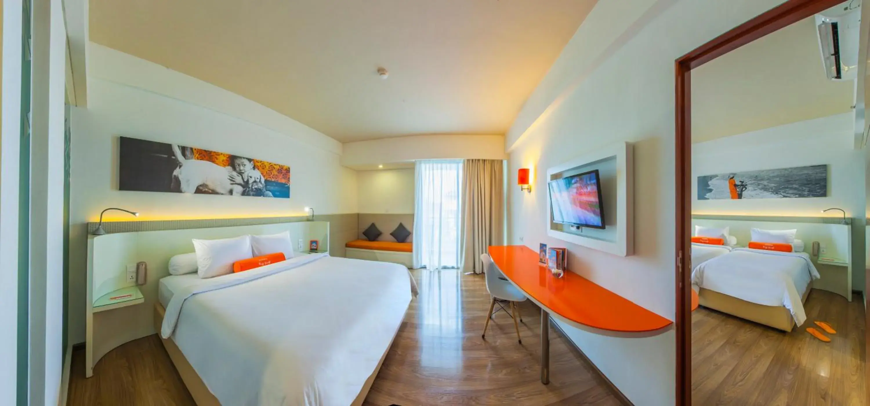 Bed in HARRIS Hotel Seminyak Bed in HARRIS Hotel Seminyak