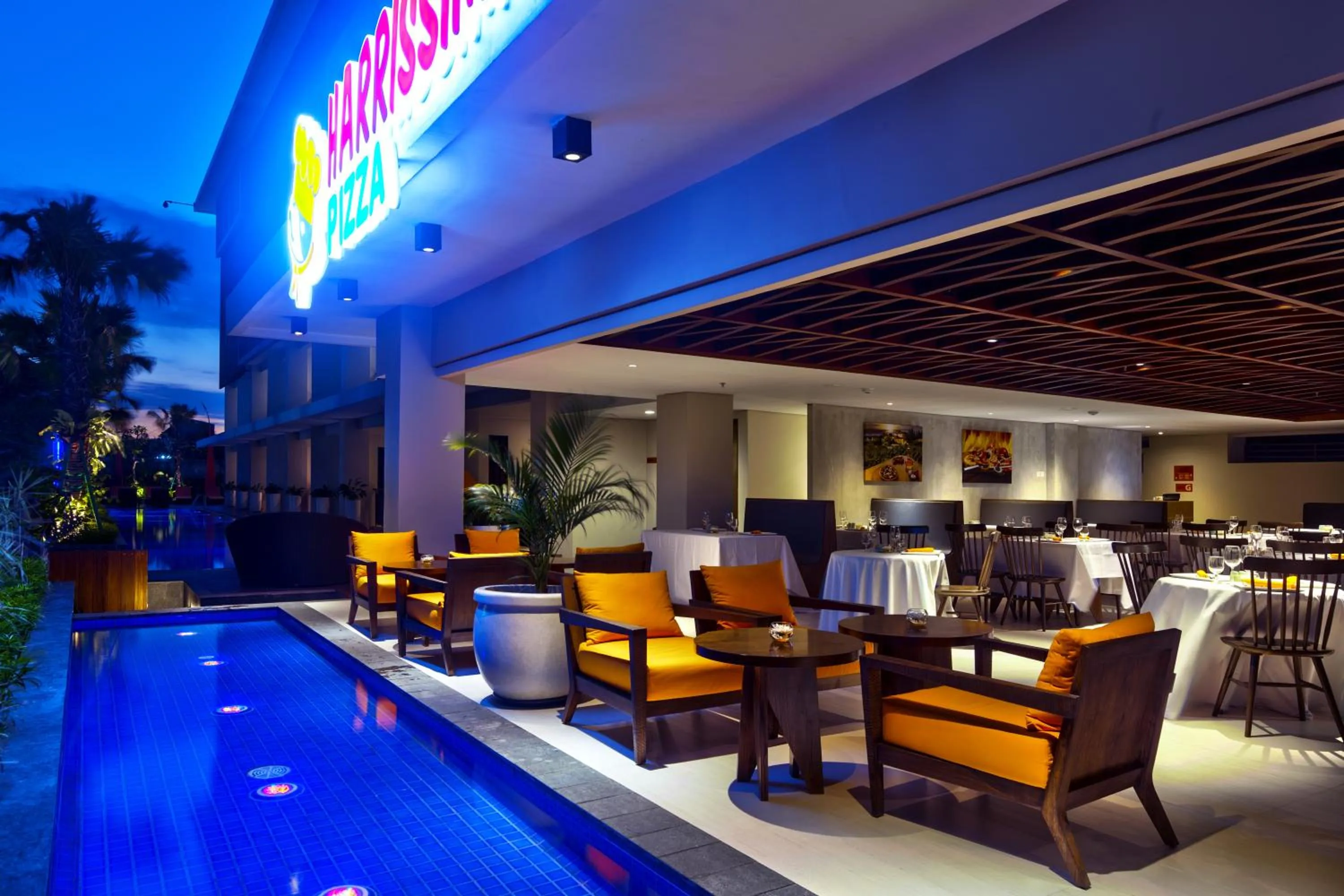 Restaurant/places to eat in HARRIS Hotel Seminyak