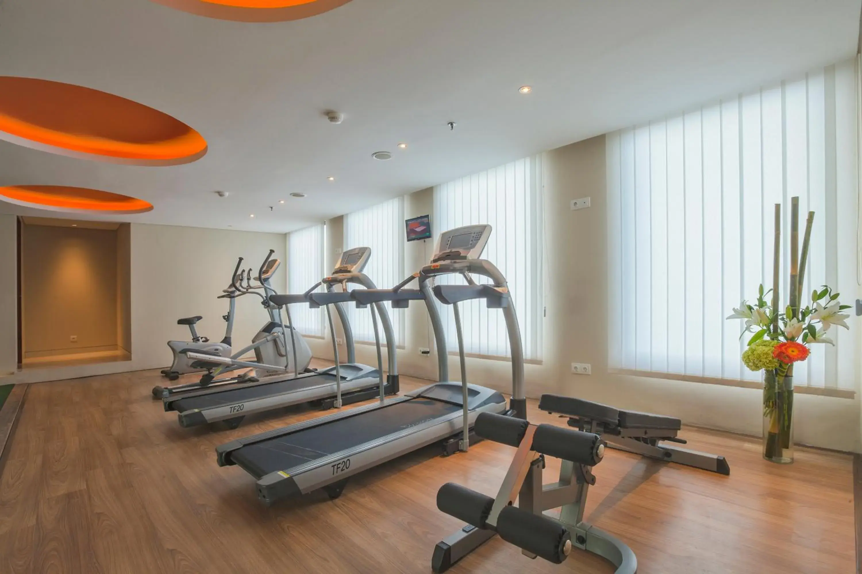 Fitness centre/facilities in HARRIS Hotel Seminyak Fitness centre/facilities in HARRIS Hotel Seminyak