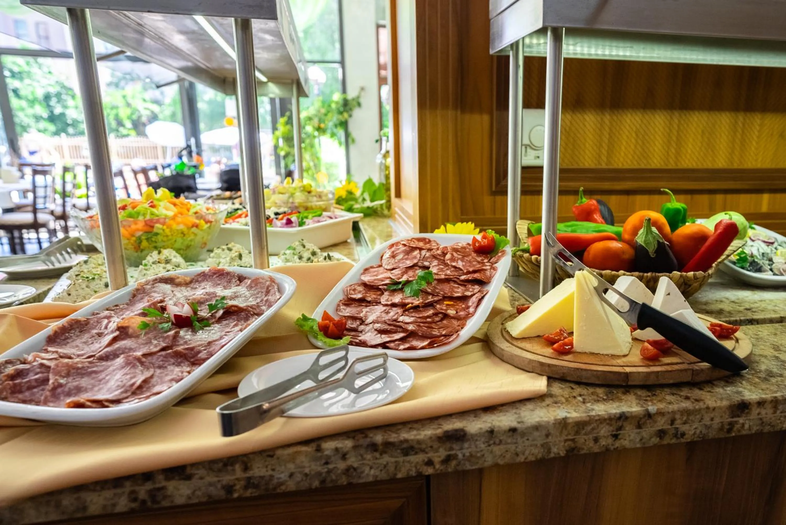 Food and drinks in Izola Paradise Hotel - All Inclusive