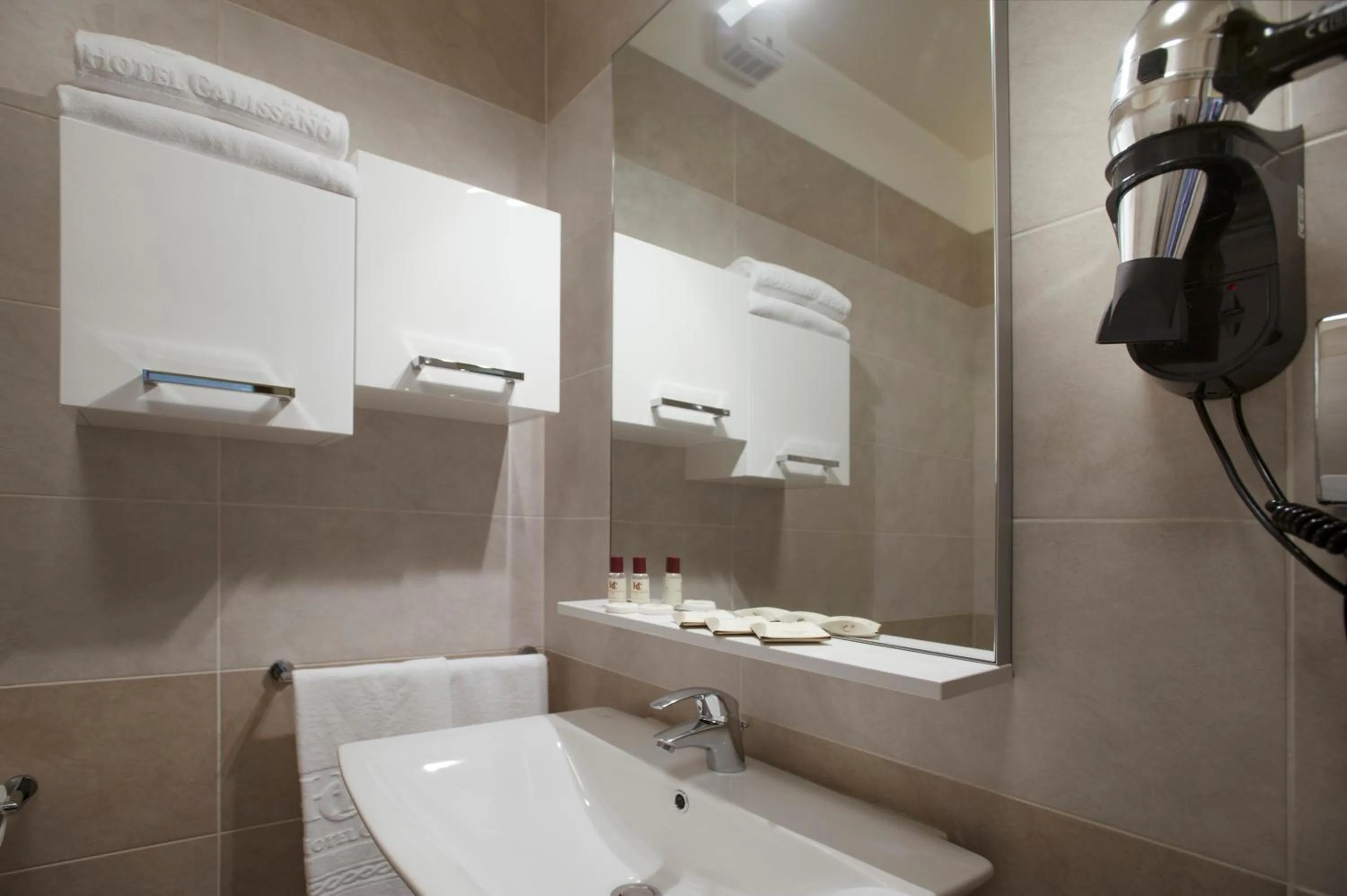 Bathroom in Residence Calissano