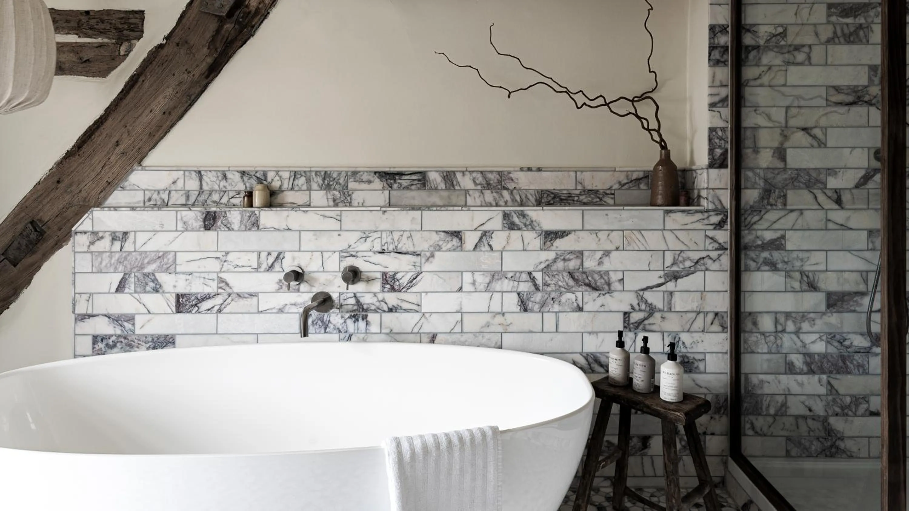 Bathroom in BULL Burford