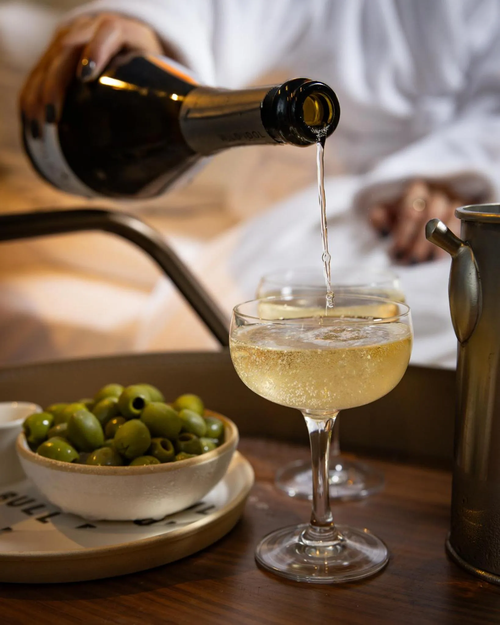 Drinks in BULL Burford