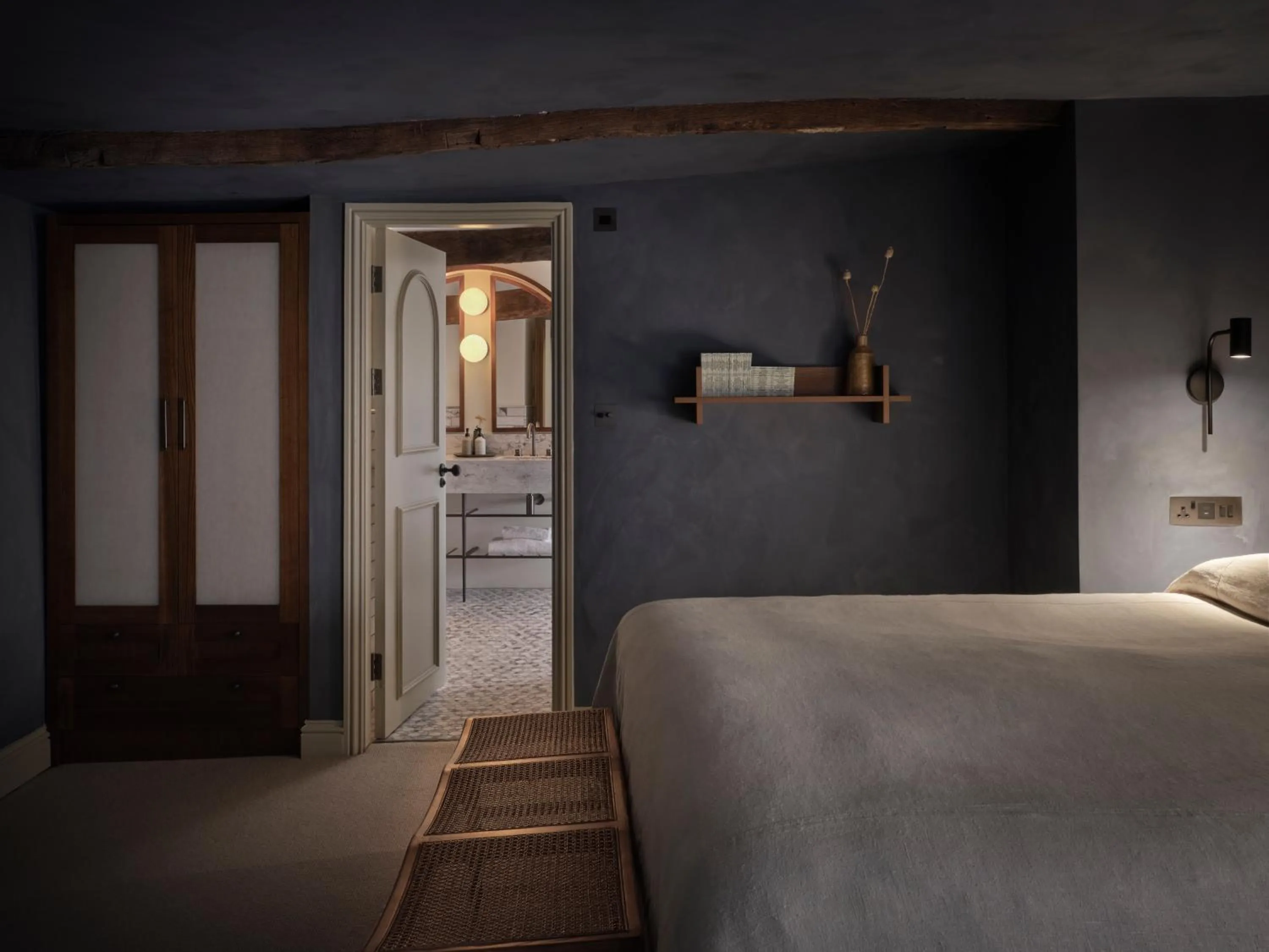 Bedroom in BULL Burford