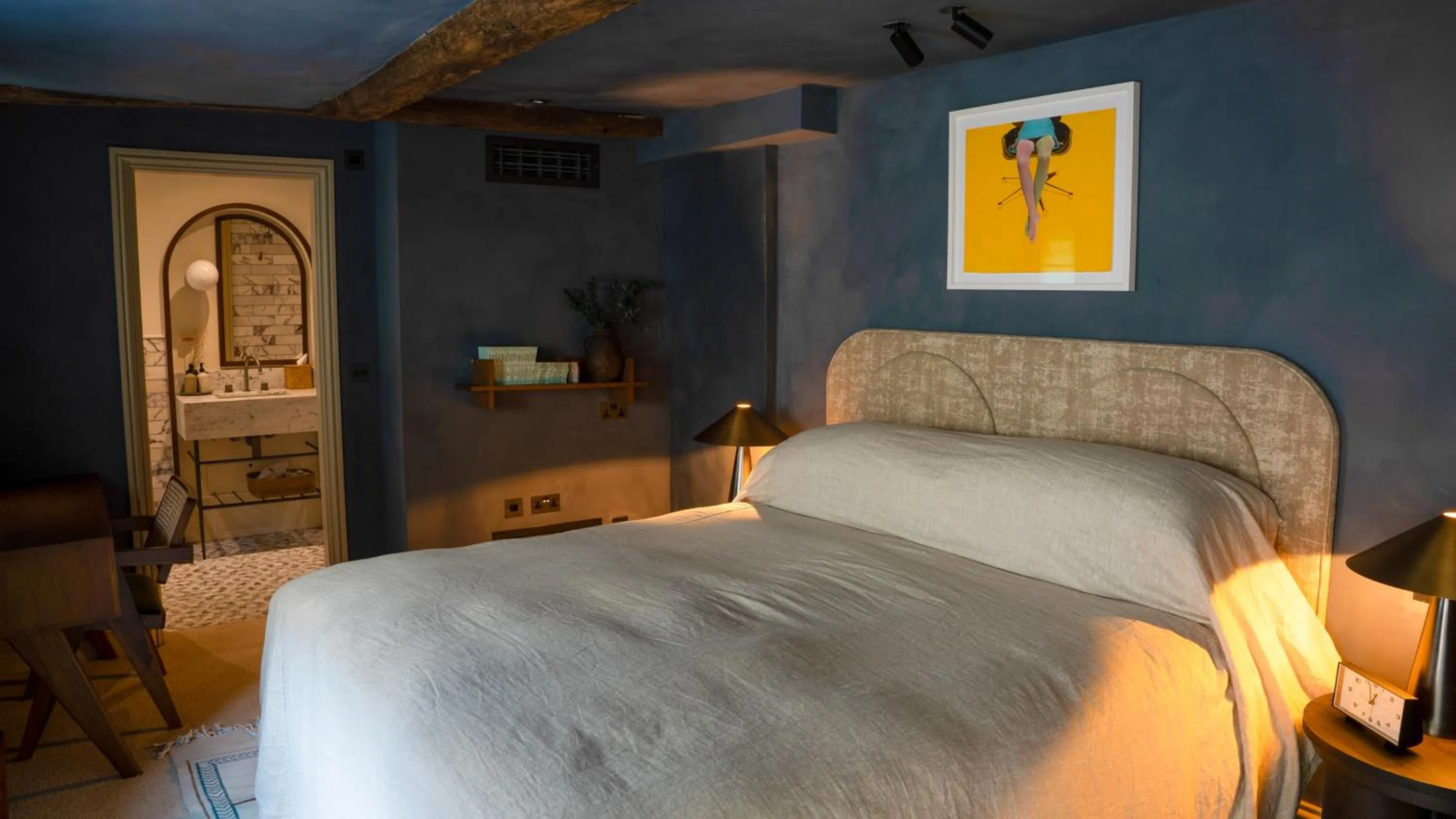 Bedroom in BULL Burford