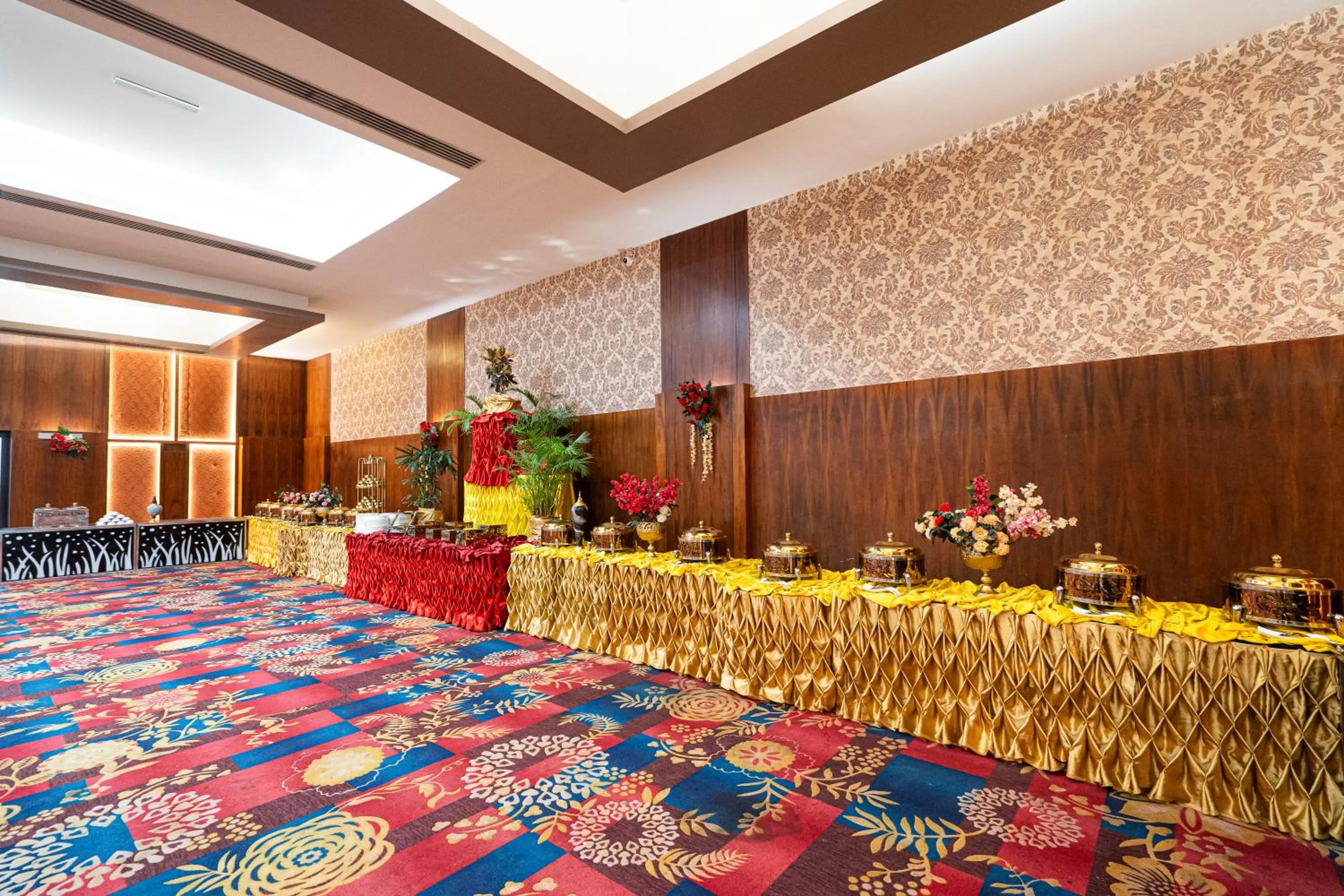 Food and drinks in Hotel Celebration