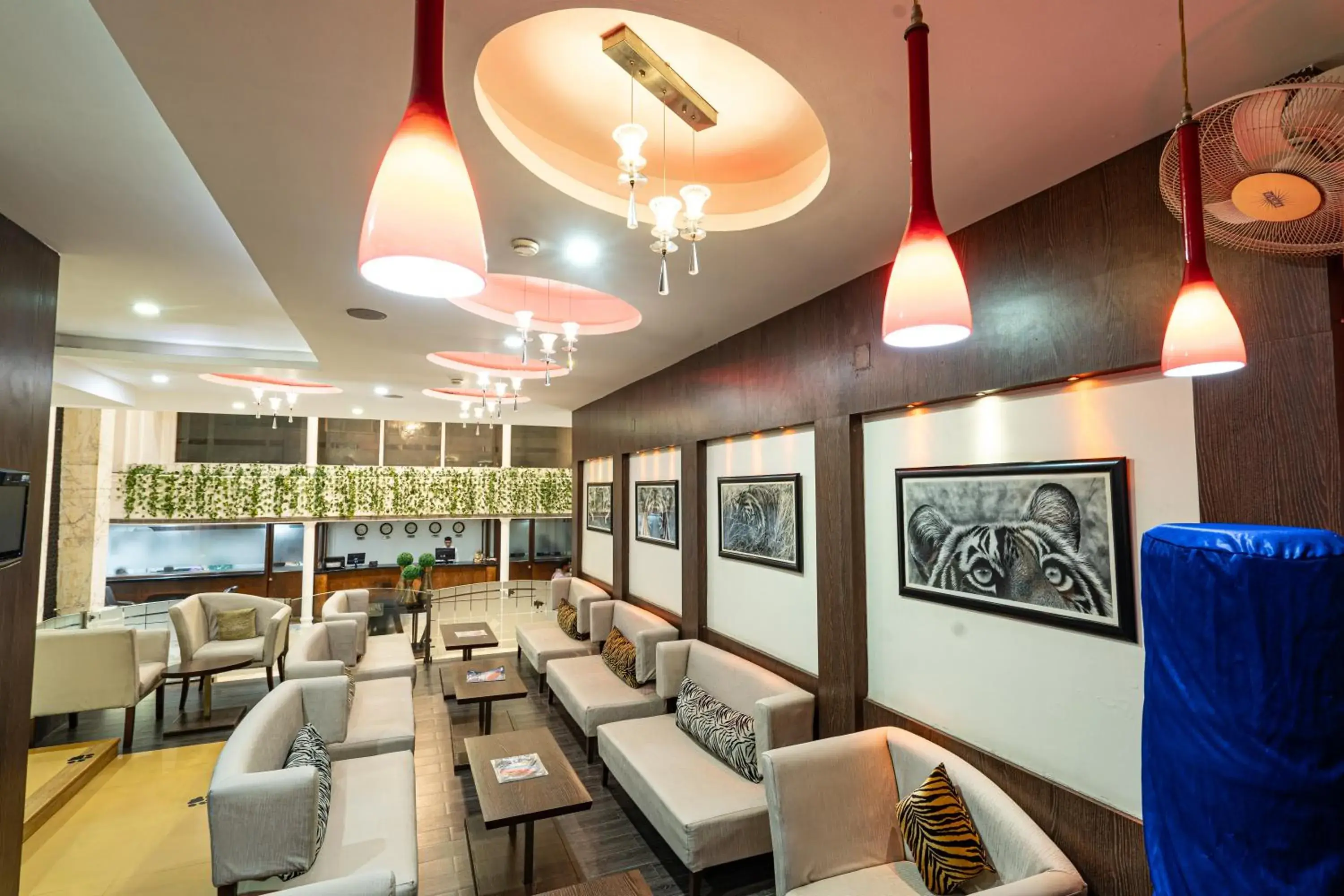 Lobby or reception in Hotel Celebration Lobby or reception in Hotel Celebration