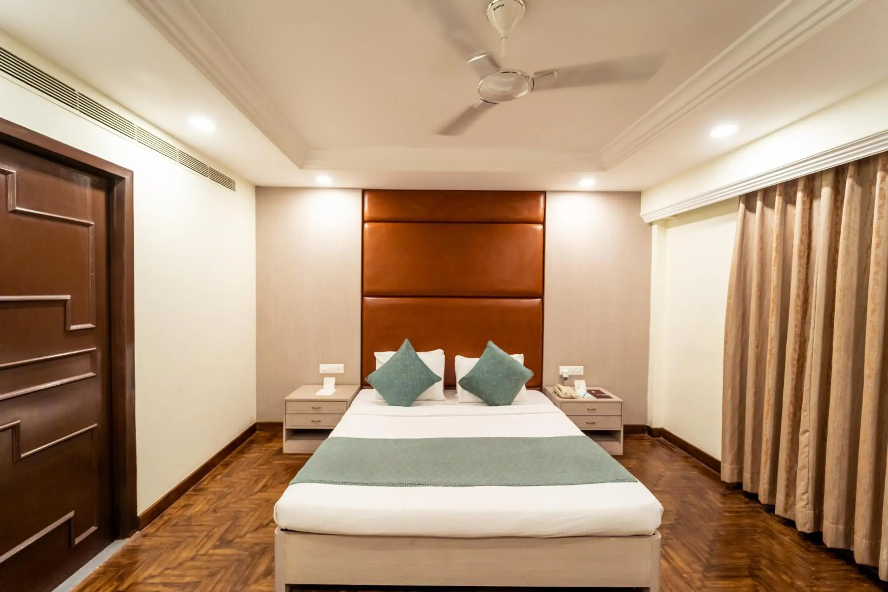 Bed in Hotel Celebration Bed in Hotel Celebration