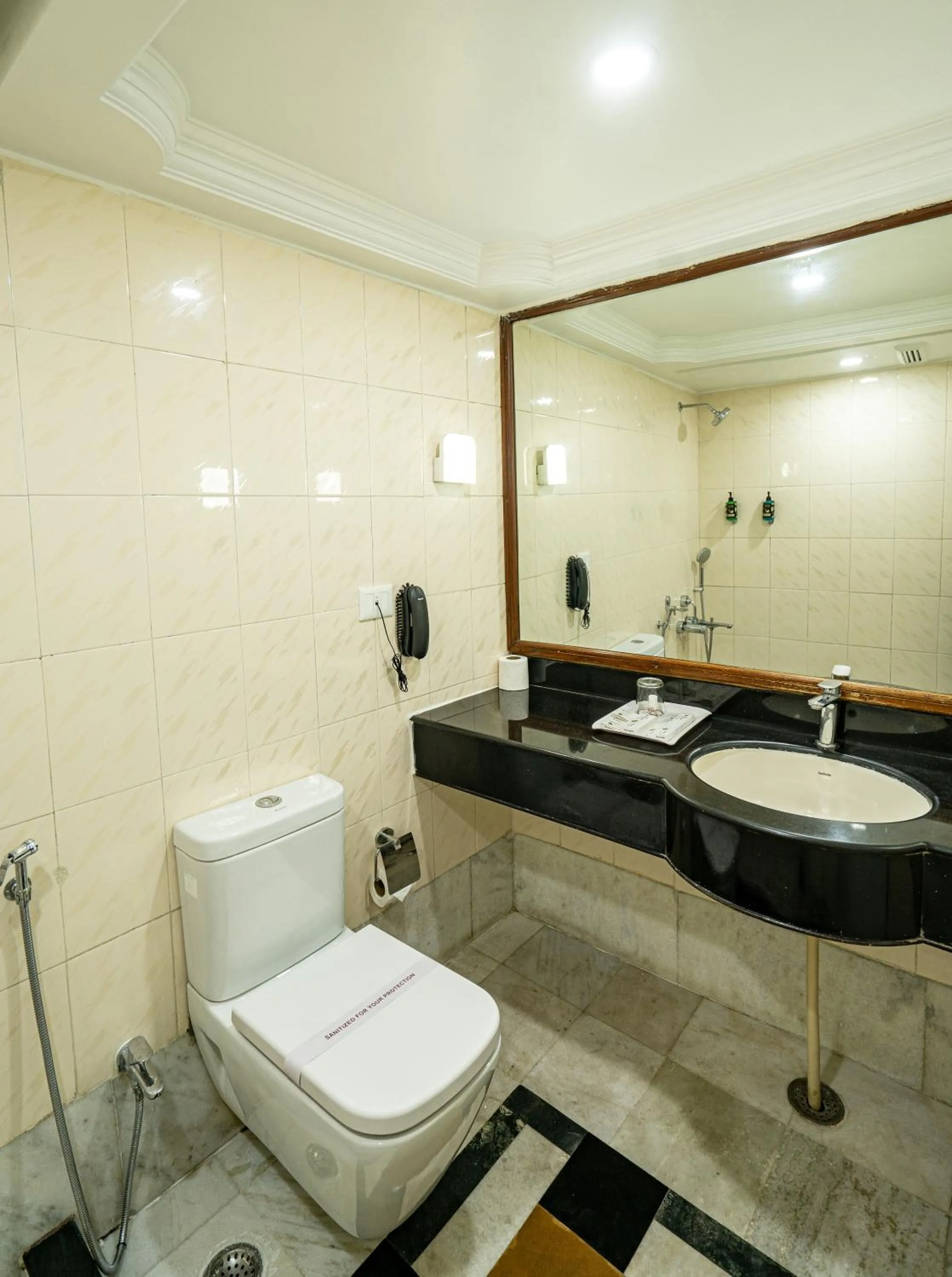 Shower in Hotel Celebration