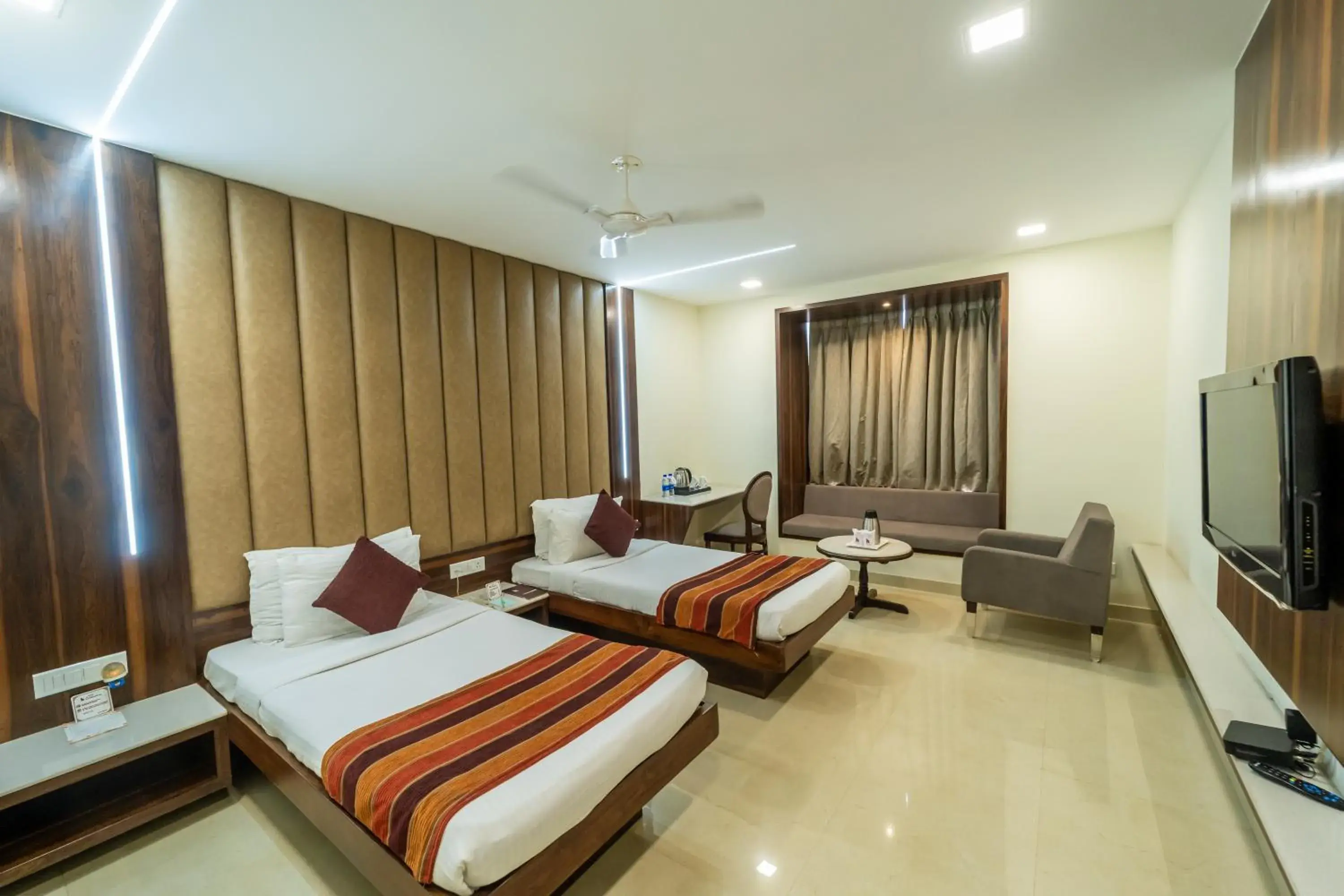 Bedroom, Bed in Hotel Celebration Bedroom, Bed in Hotel Celebration