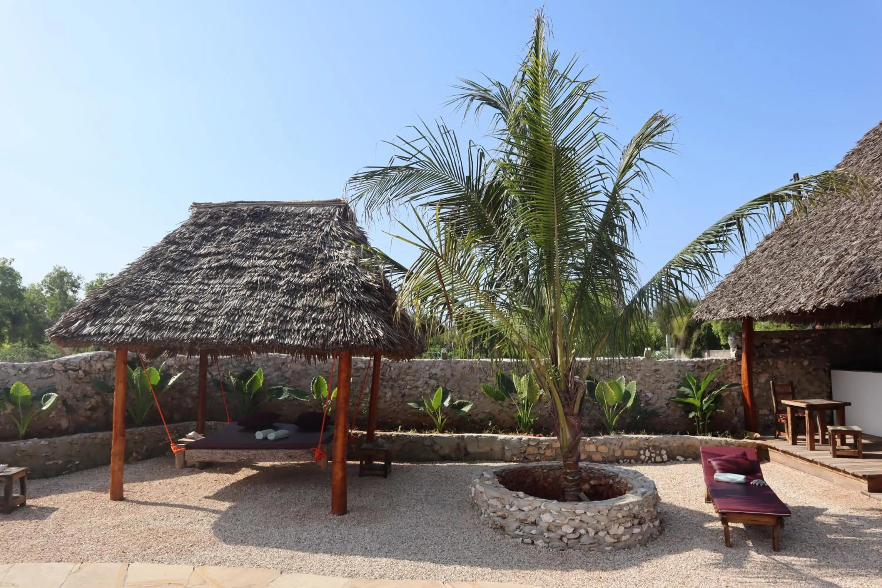Swimming pool in Holiday Time Bungalows Zanzibar