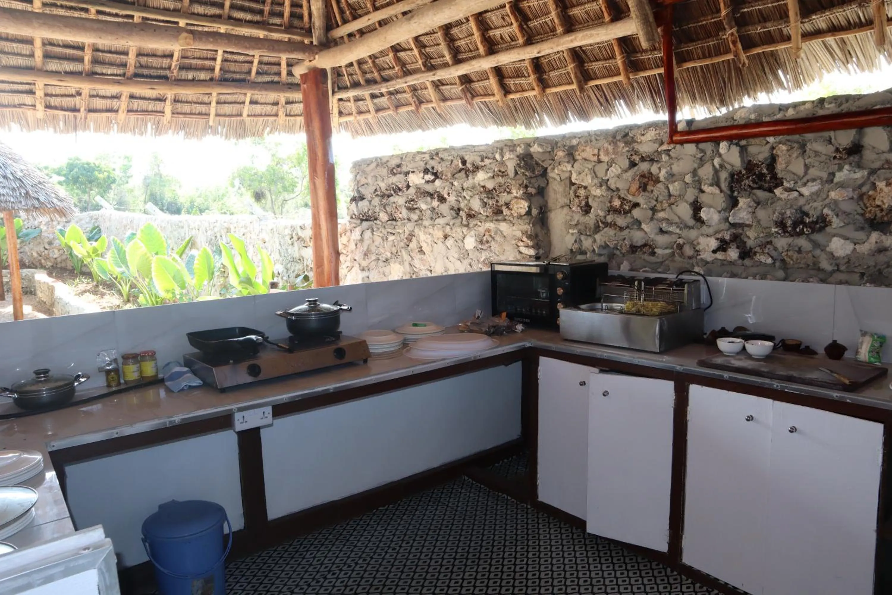 Restaurant/places to eat in Holiday Time Bungalows Zanzibar