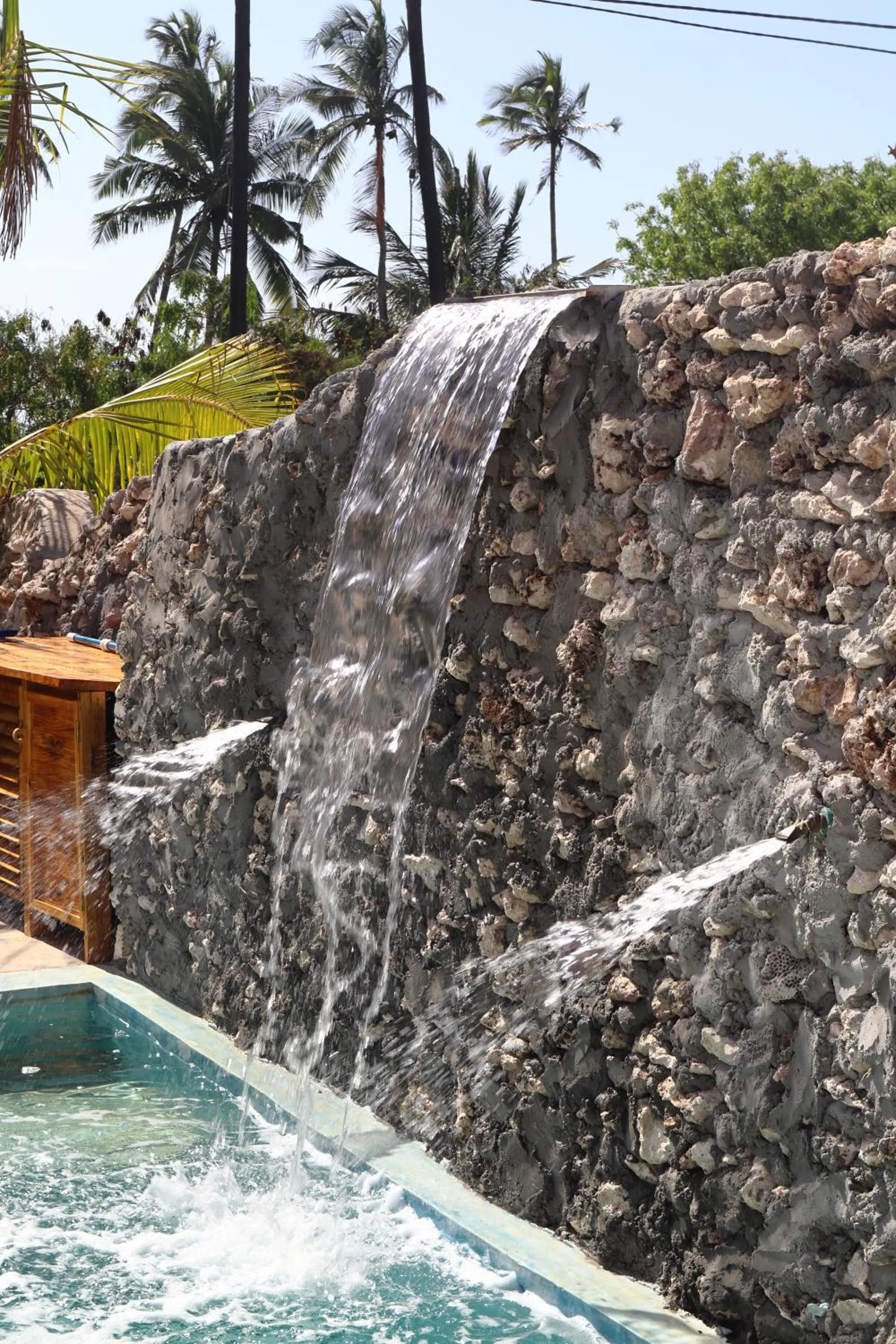 Swimming pool in Holiday Time Bungalows Zanzibar