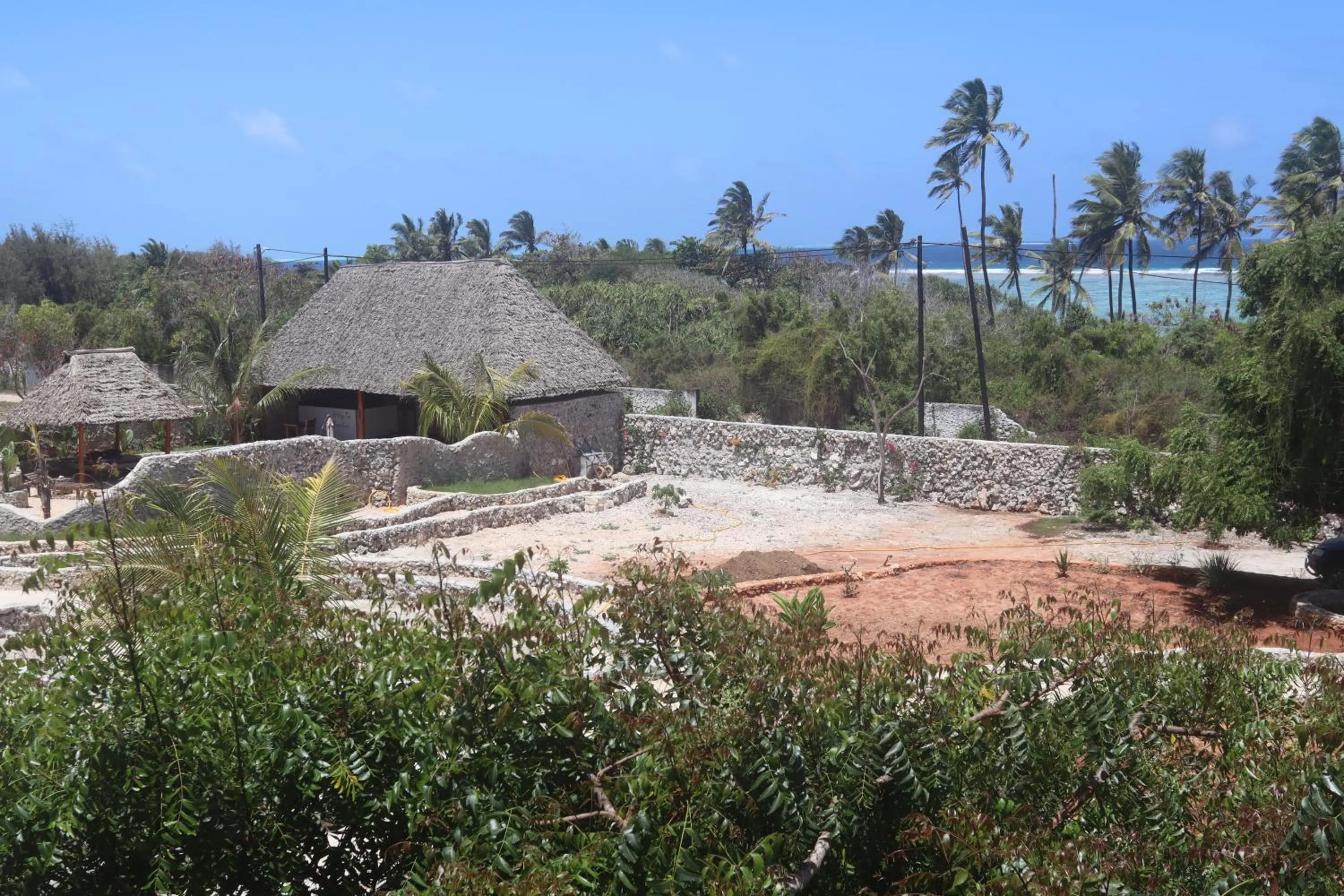 Garden in Holiday Time Bungalows Zanzibar