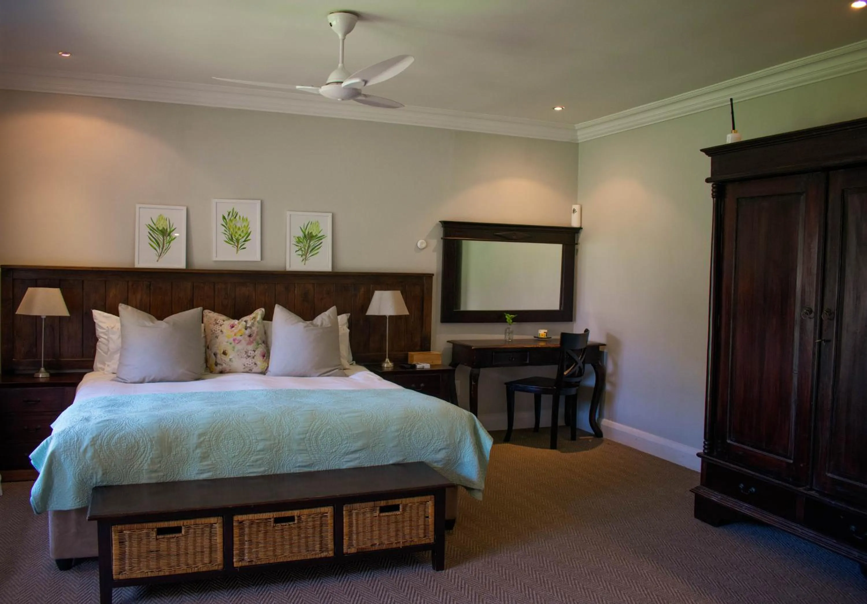 Bedroom, Bed in African Sands B&B