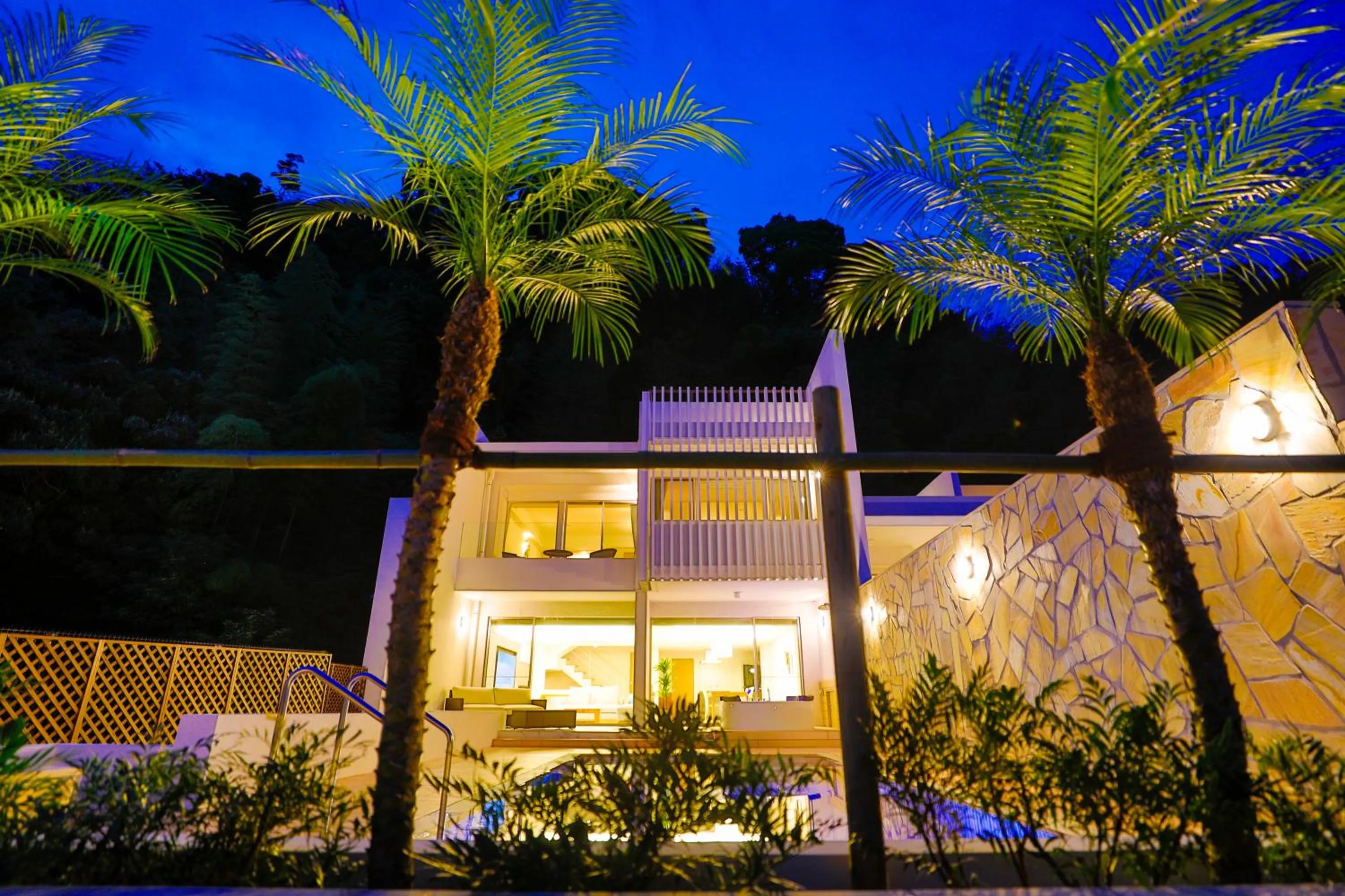 Property building in tokinos