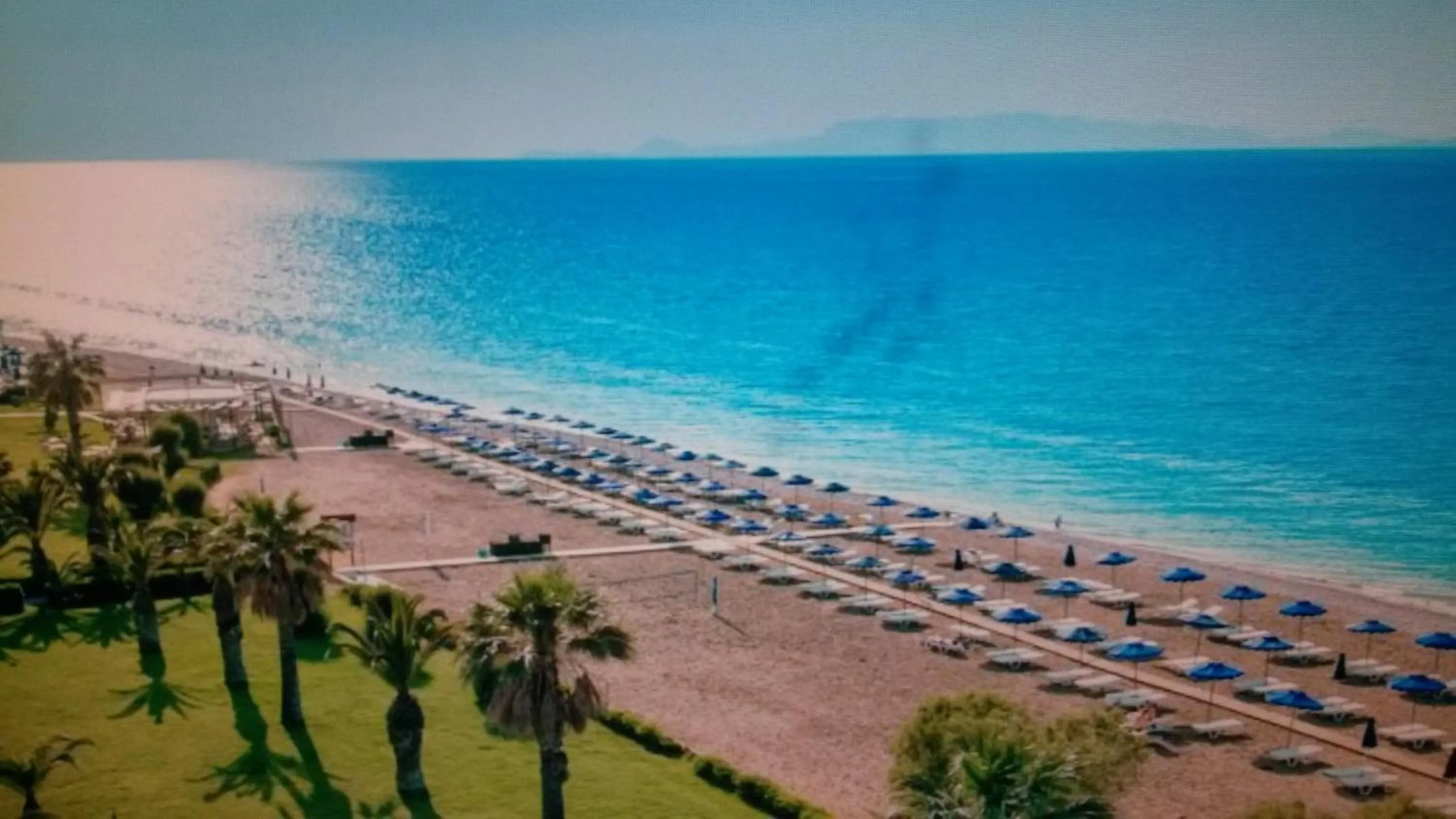 Beach in Johnhara Studios & Apartments