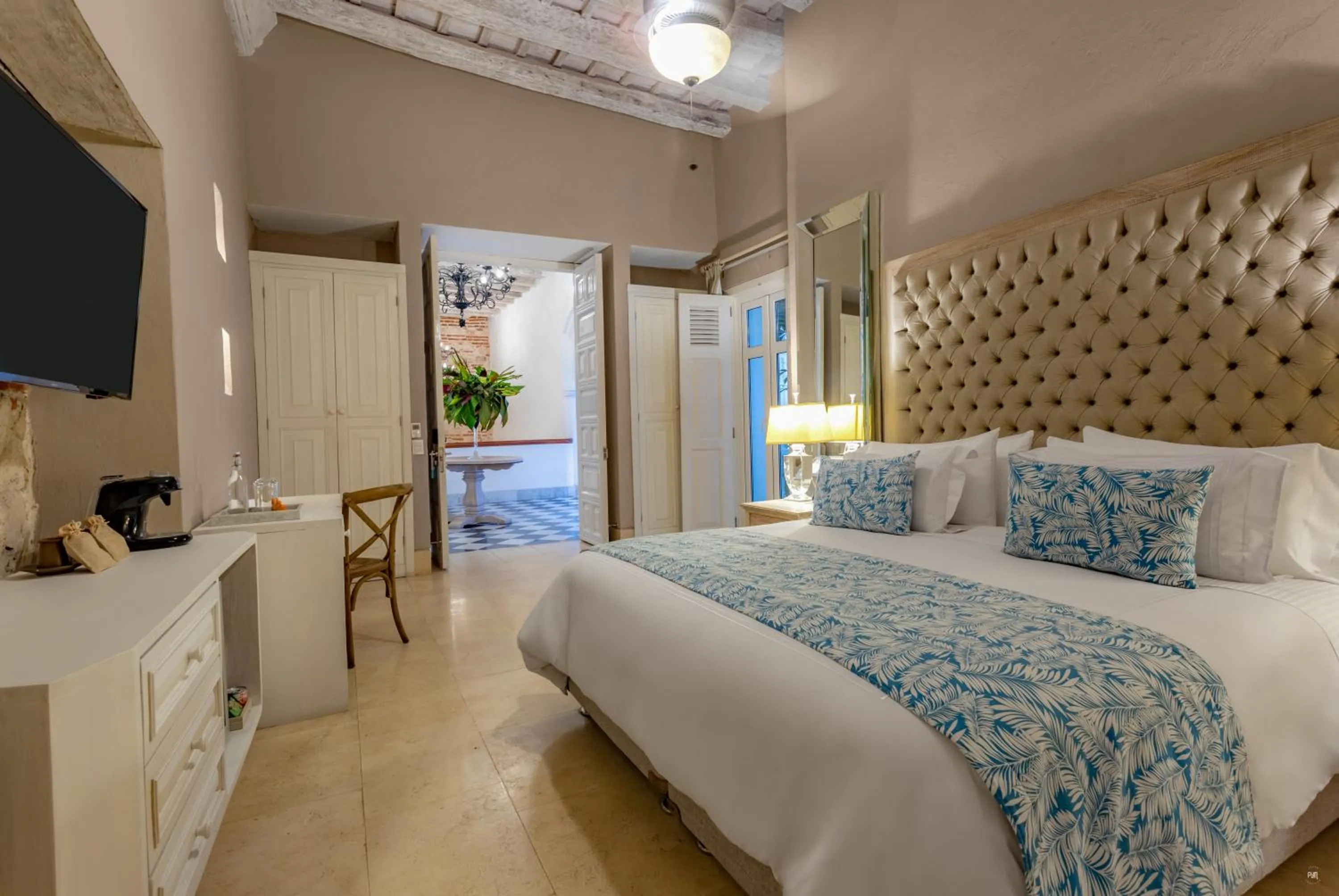 Property building, Bed in Hotel Casa del Gobernador