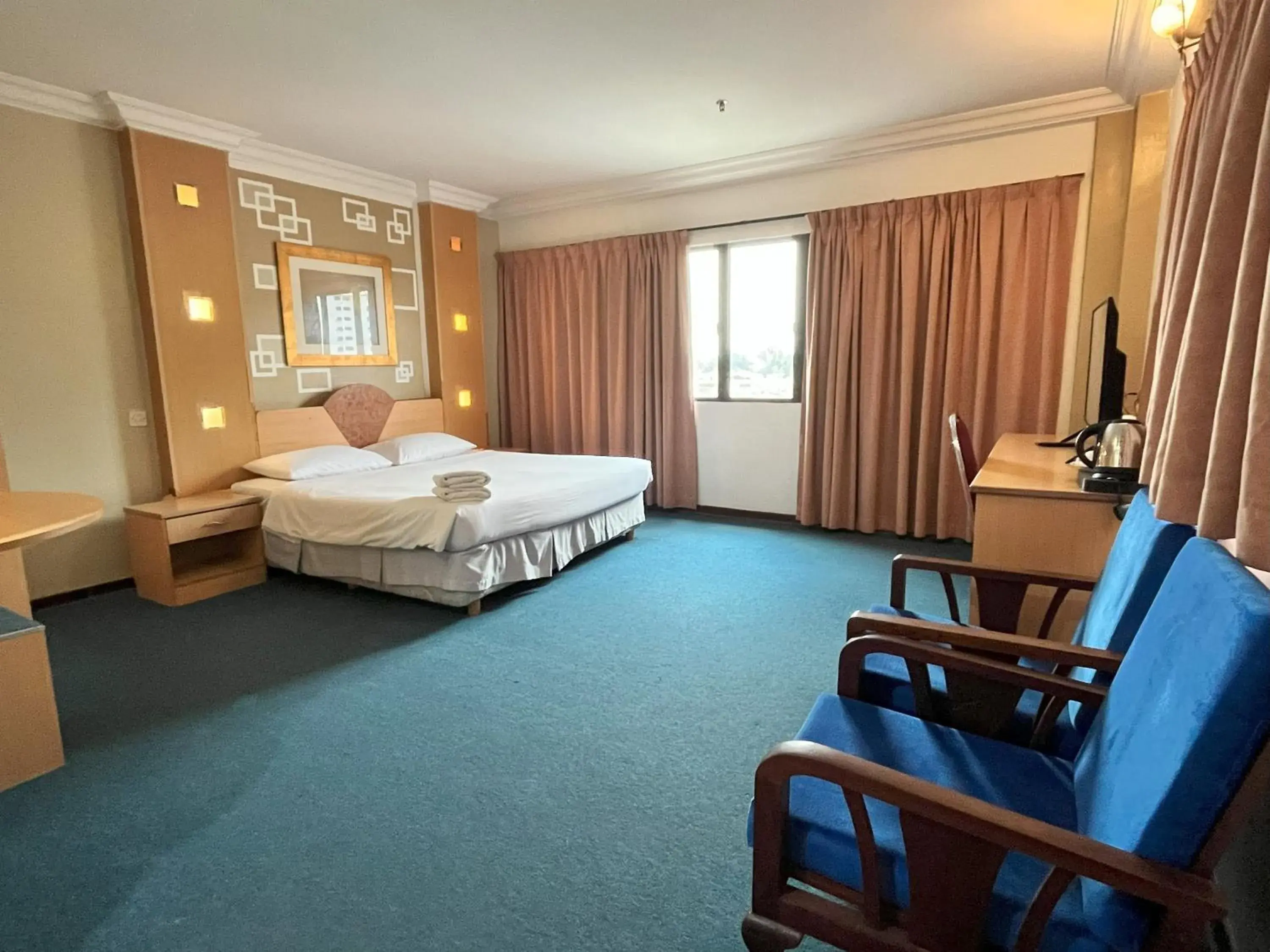 Photo of the whole room, Bed in Fair Park Premier Photo of the whole room, Bed in Fair Park Premier