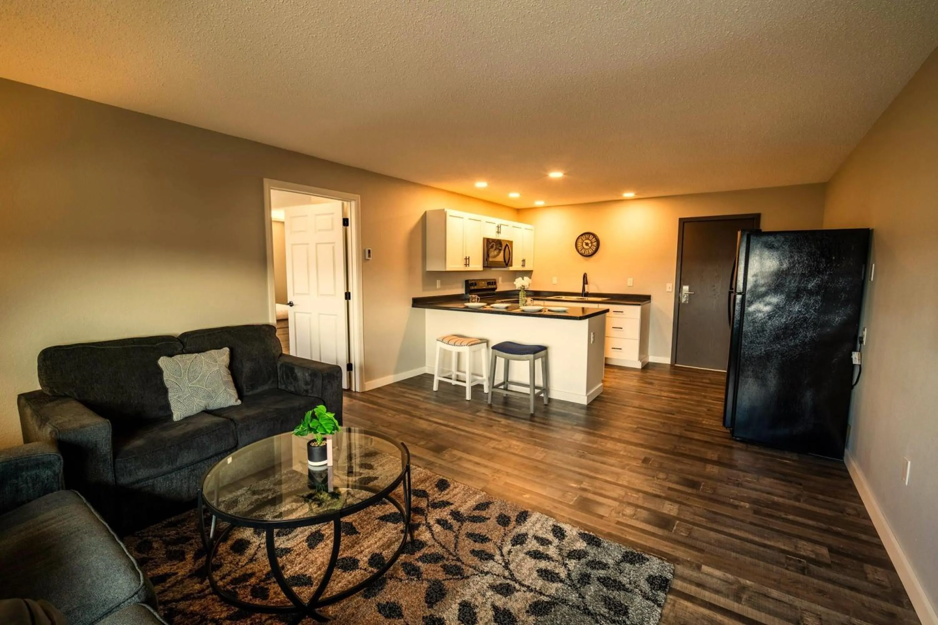 Photo of the whole room in The Patch Lodge, Trademark Collection by Wyndham