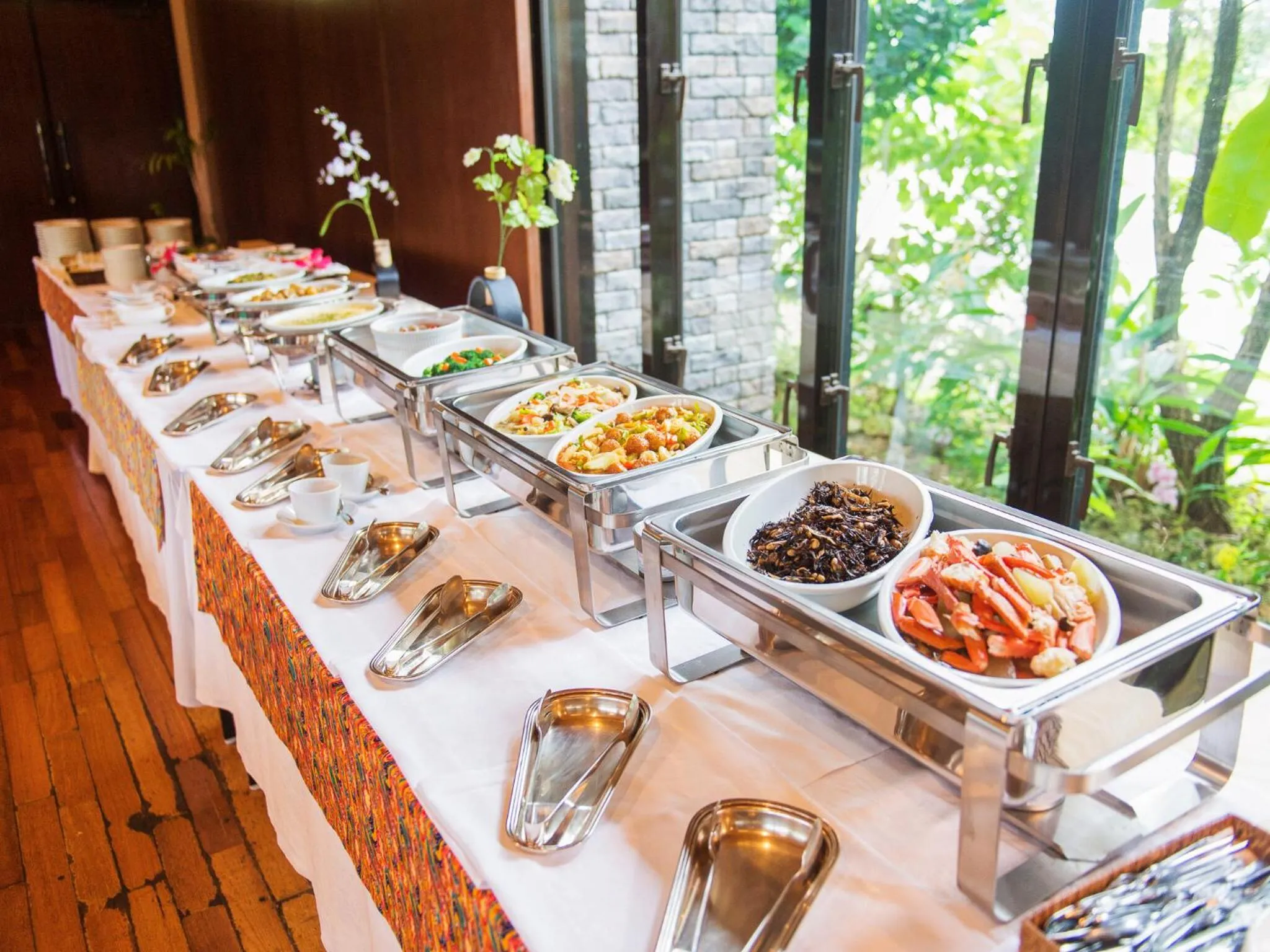 Buffet breakfast in LiVEMAX Amms Canna Resort Villa