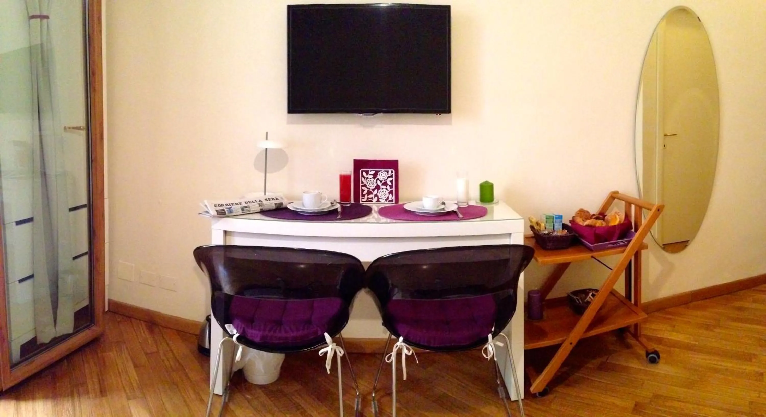 Day in L'Appartamento Romano