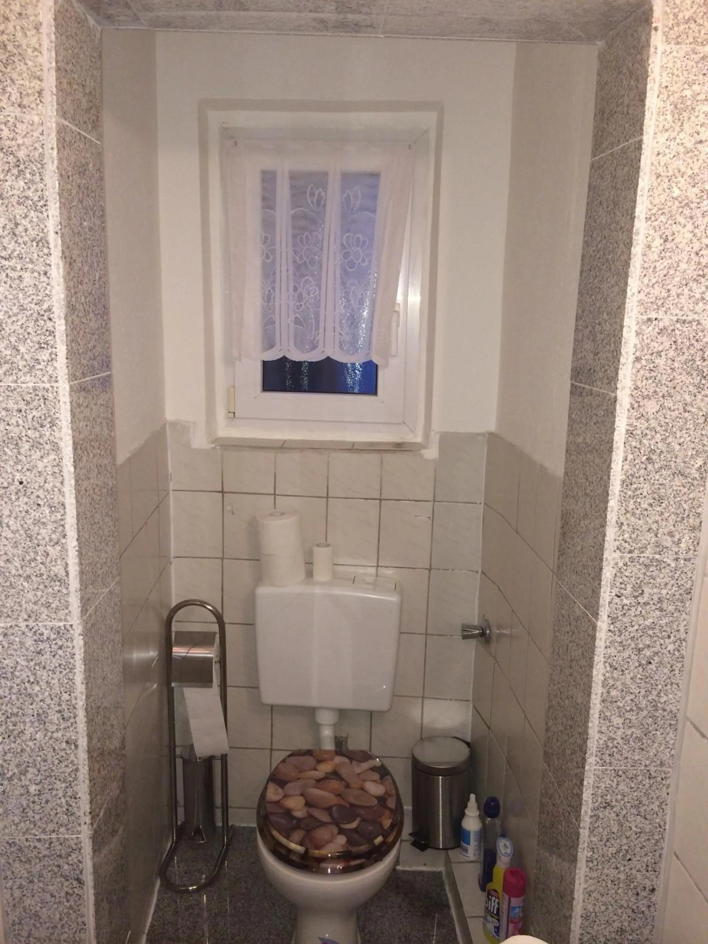 Bathroom in White House Bochum Ehrenfeld