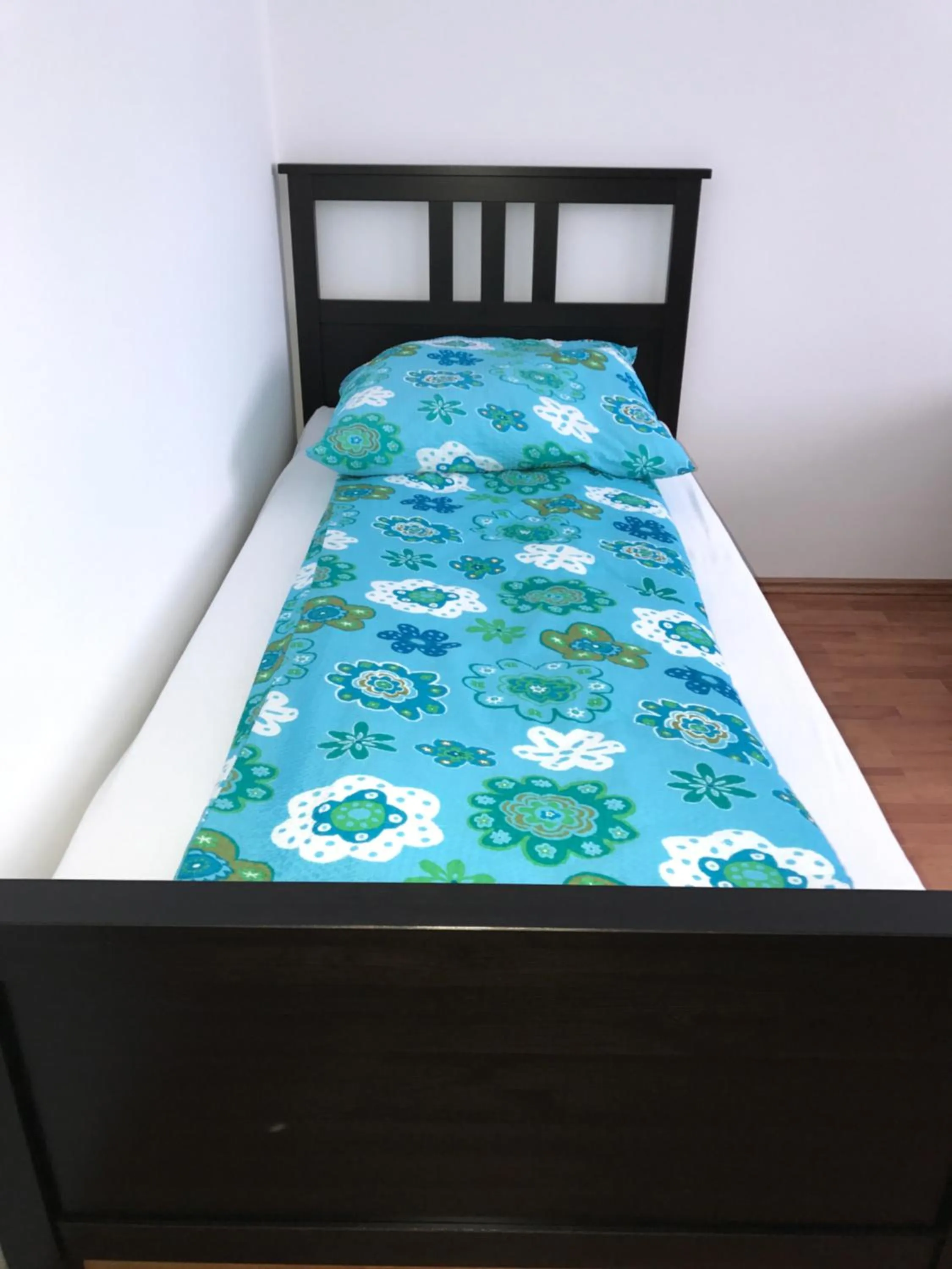 Bedroom, Bed in White House Bochum Ehrenfeld