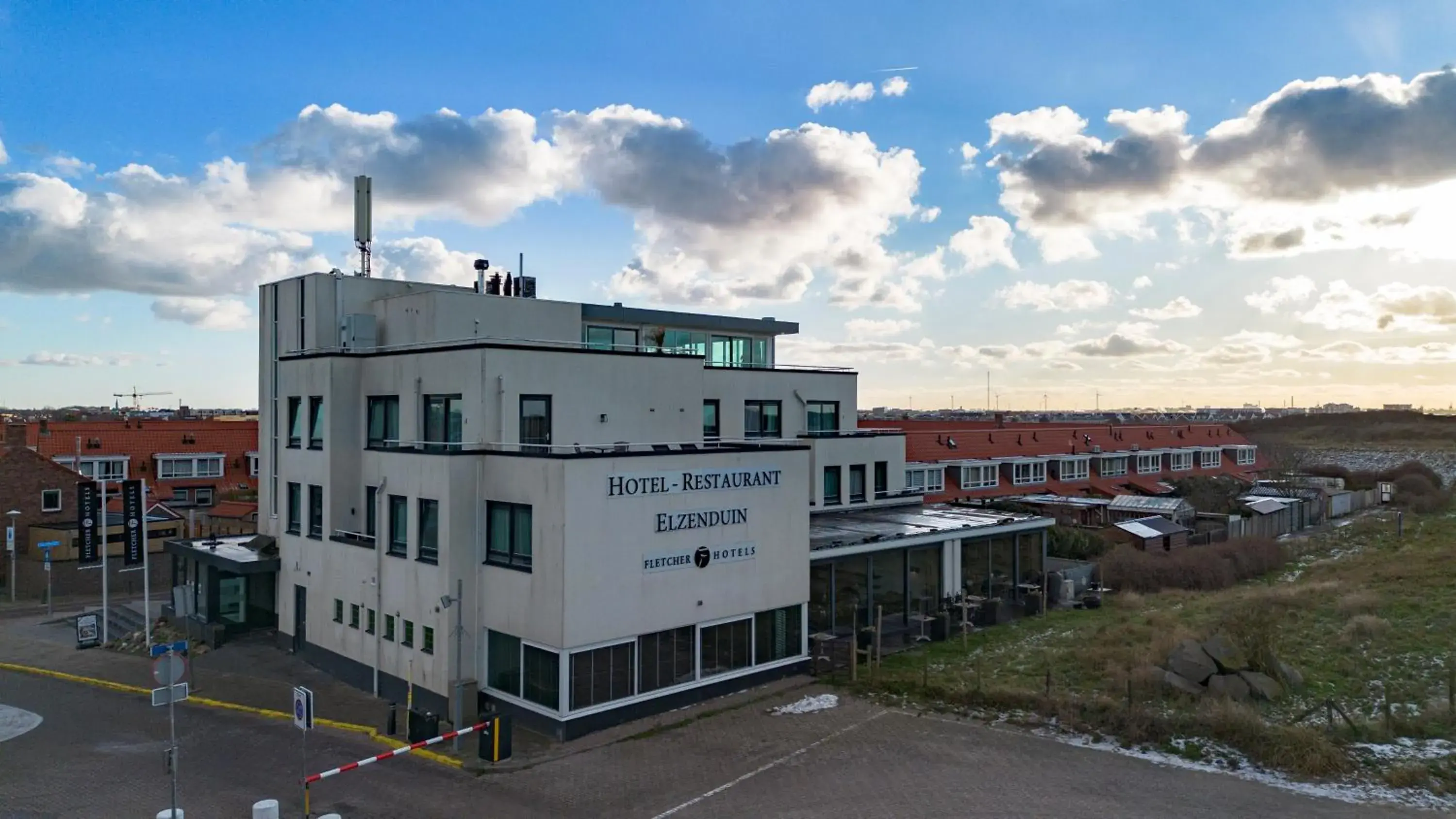 Property building in Fletcher Hotel - Restaurant Elzenduin Property building in Fletcher Hotel - Restaurant Elzenduin