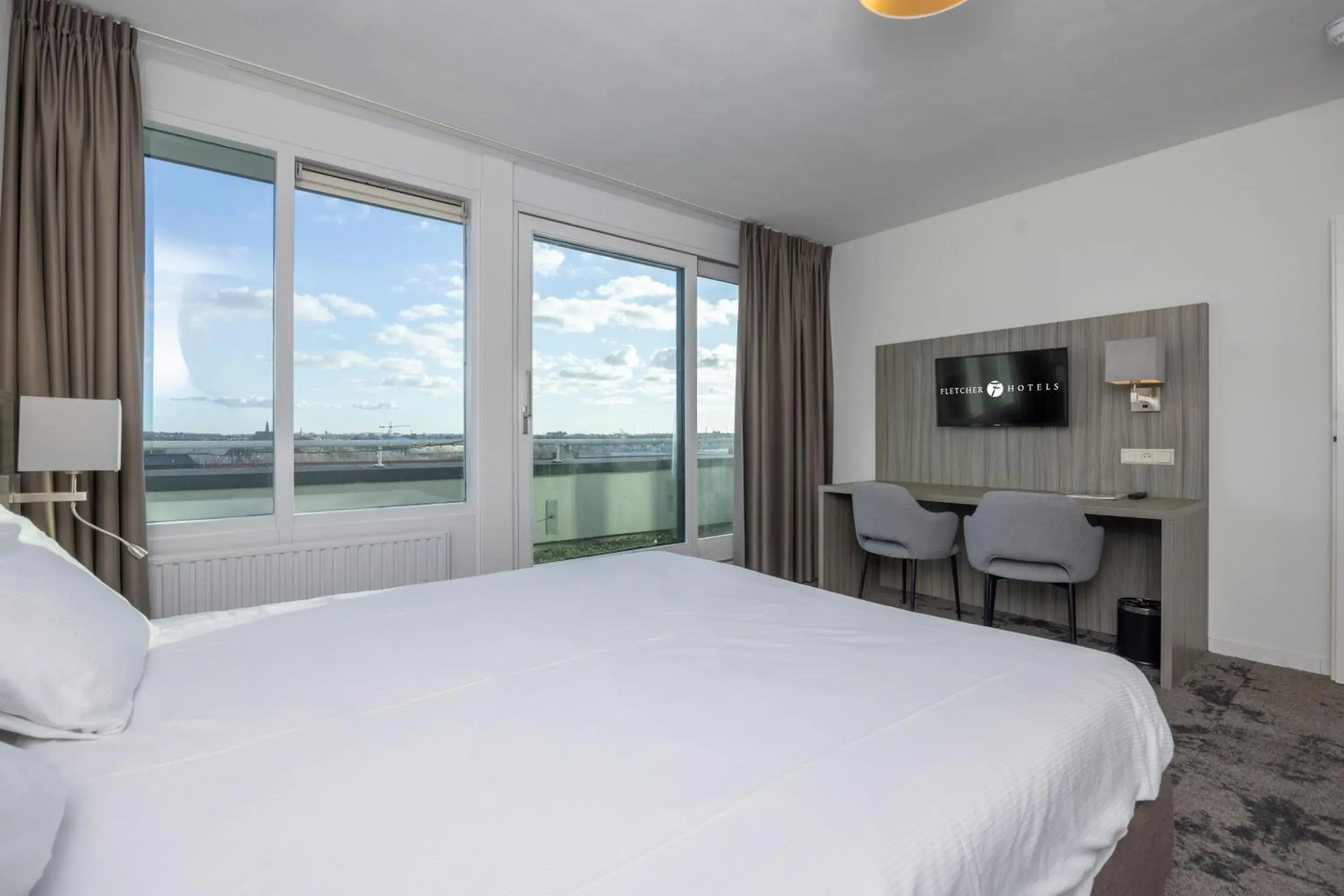 Bedroom, Bed in Fletcher Hotel - Restaurant Elzenduin Bedroom, Bed in Fletcher Hotel - Restaurant Elzenduin