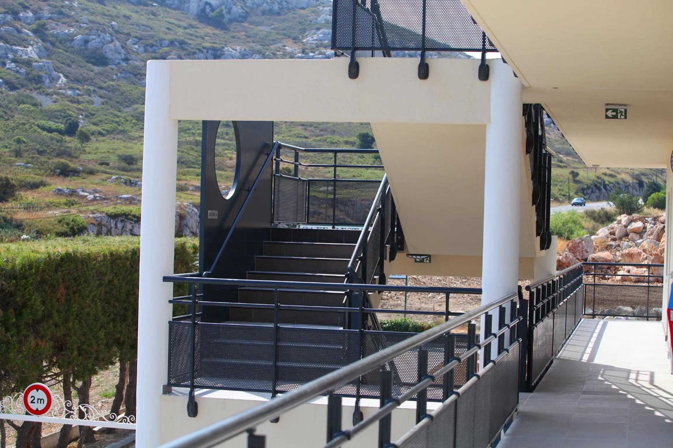 Balcony/Terrace in Hôtel Restaurant les Pielettes