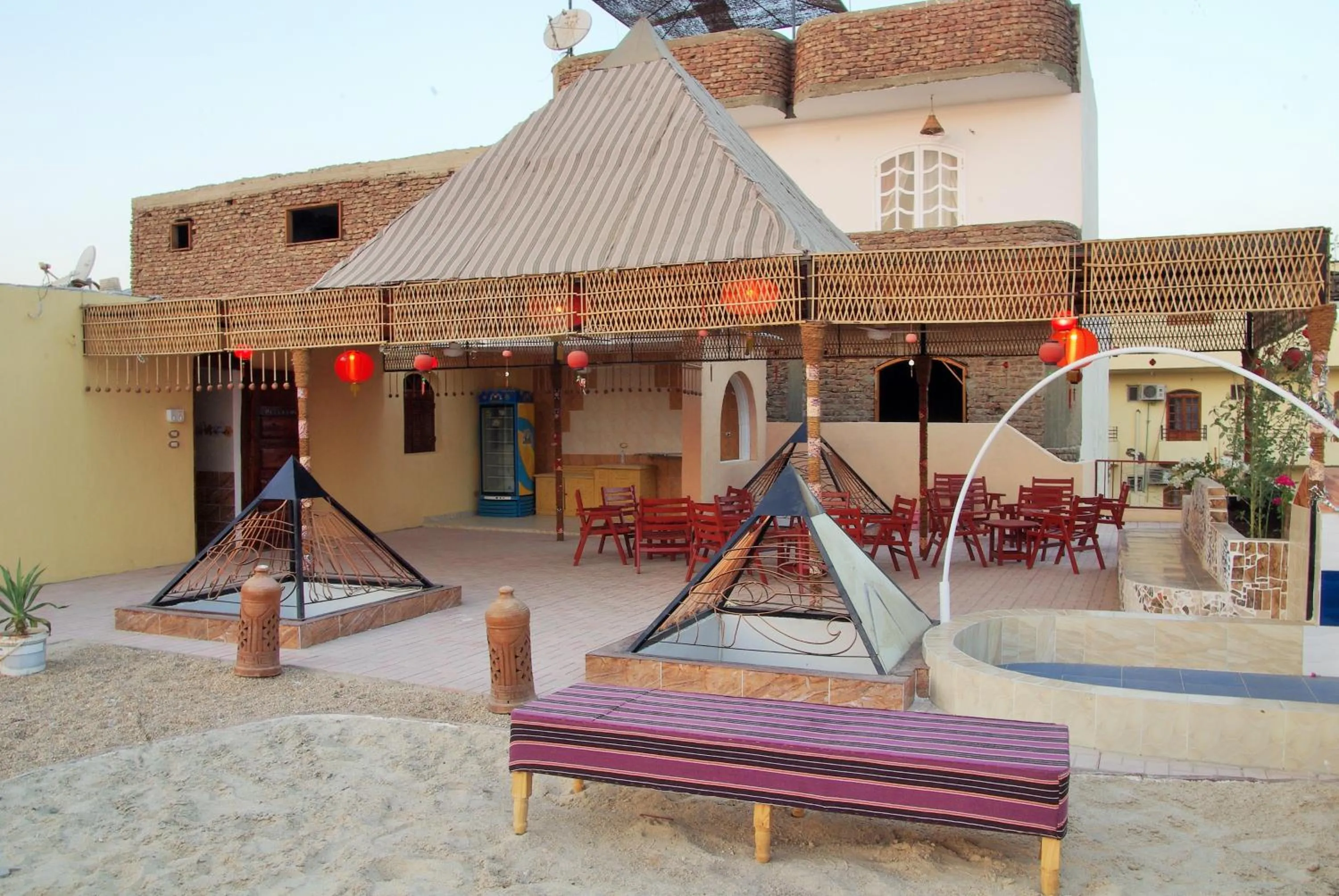 Restaurant/places to eat in Pyramids Luxor Hotel & SPA