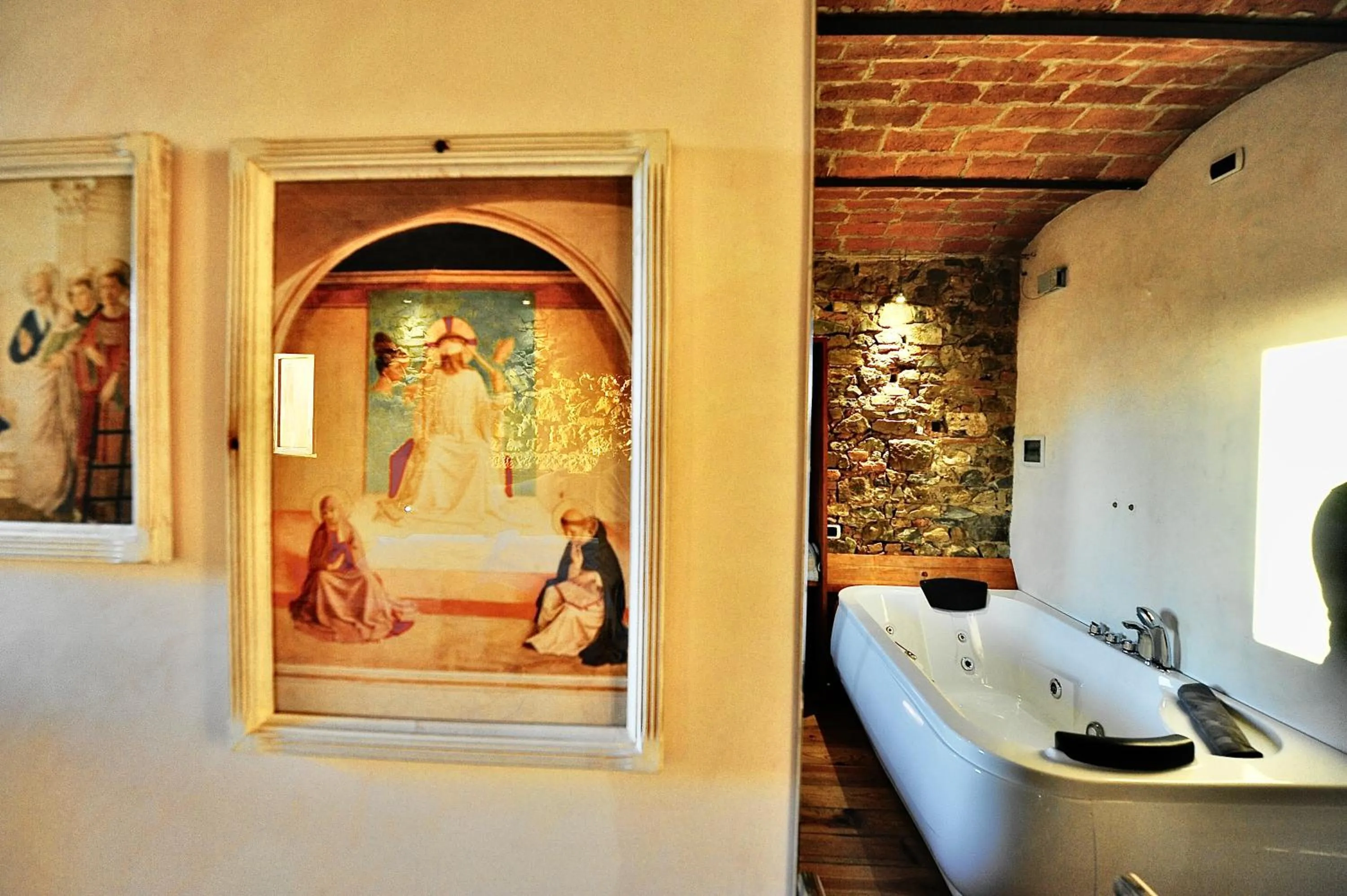 Decorative detail in Castello di Montalbano