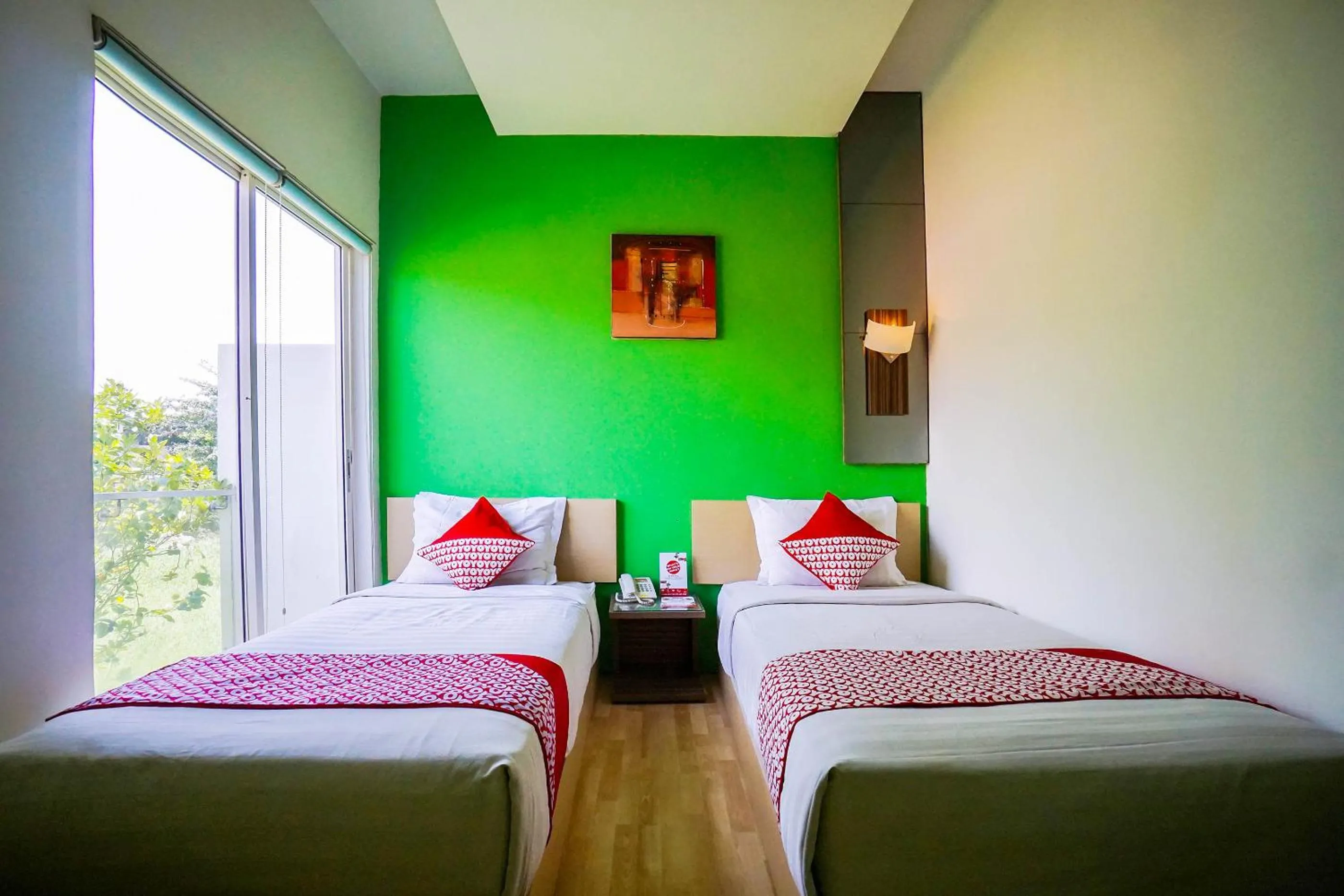 Bedroom in De Nearby Hotel