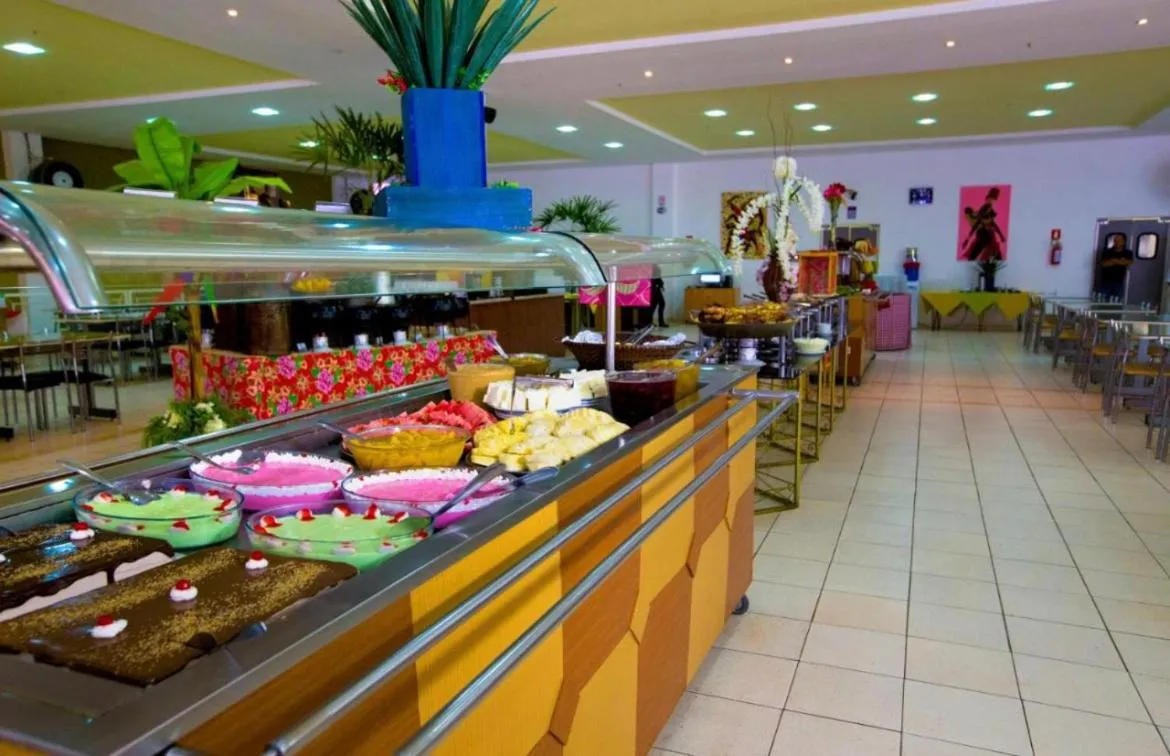 Food in Golden Dolphin Grand Hotel - Caldas Novas
