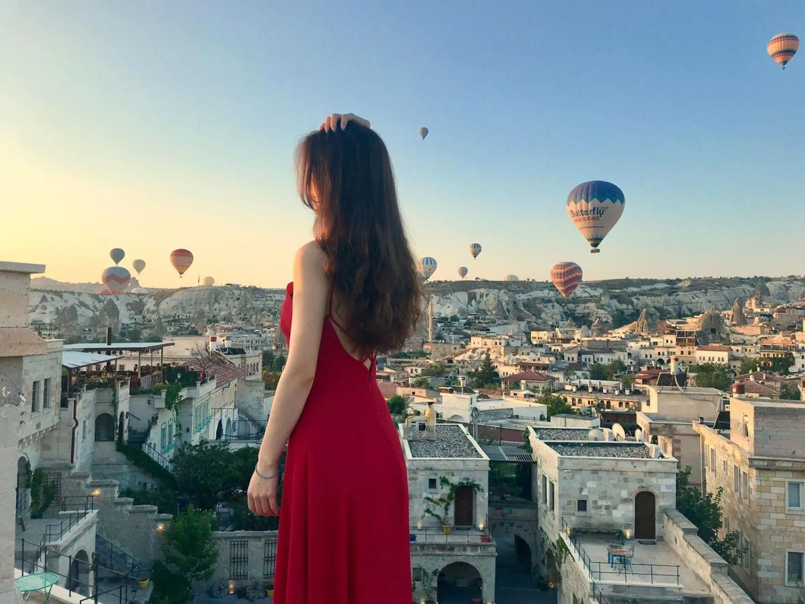 Mountain view in Nessa Cave Hotel