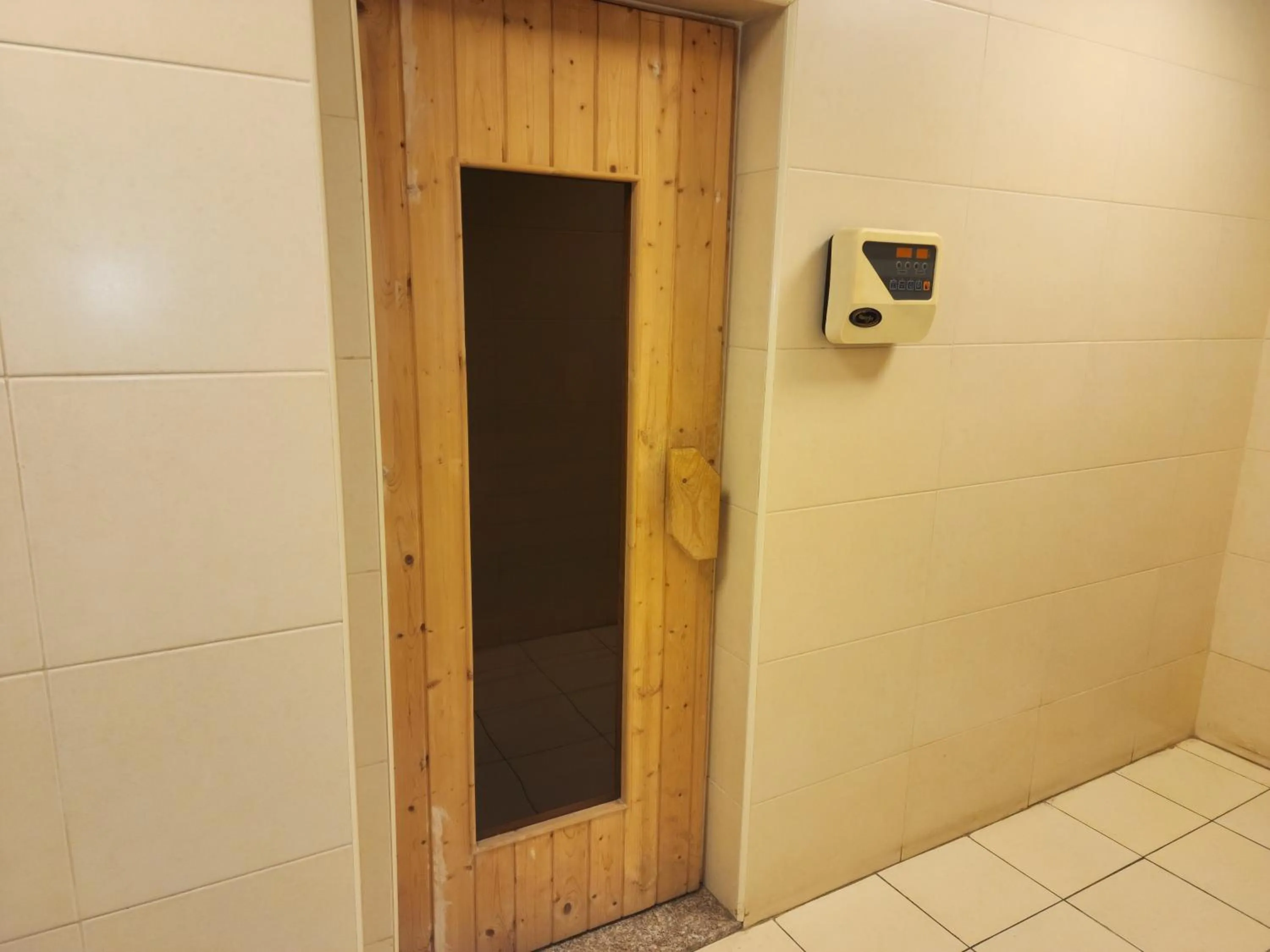 Sauna in Elite 6 Residence - Sports City by Golden Casa