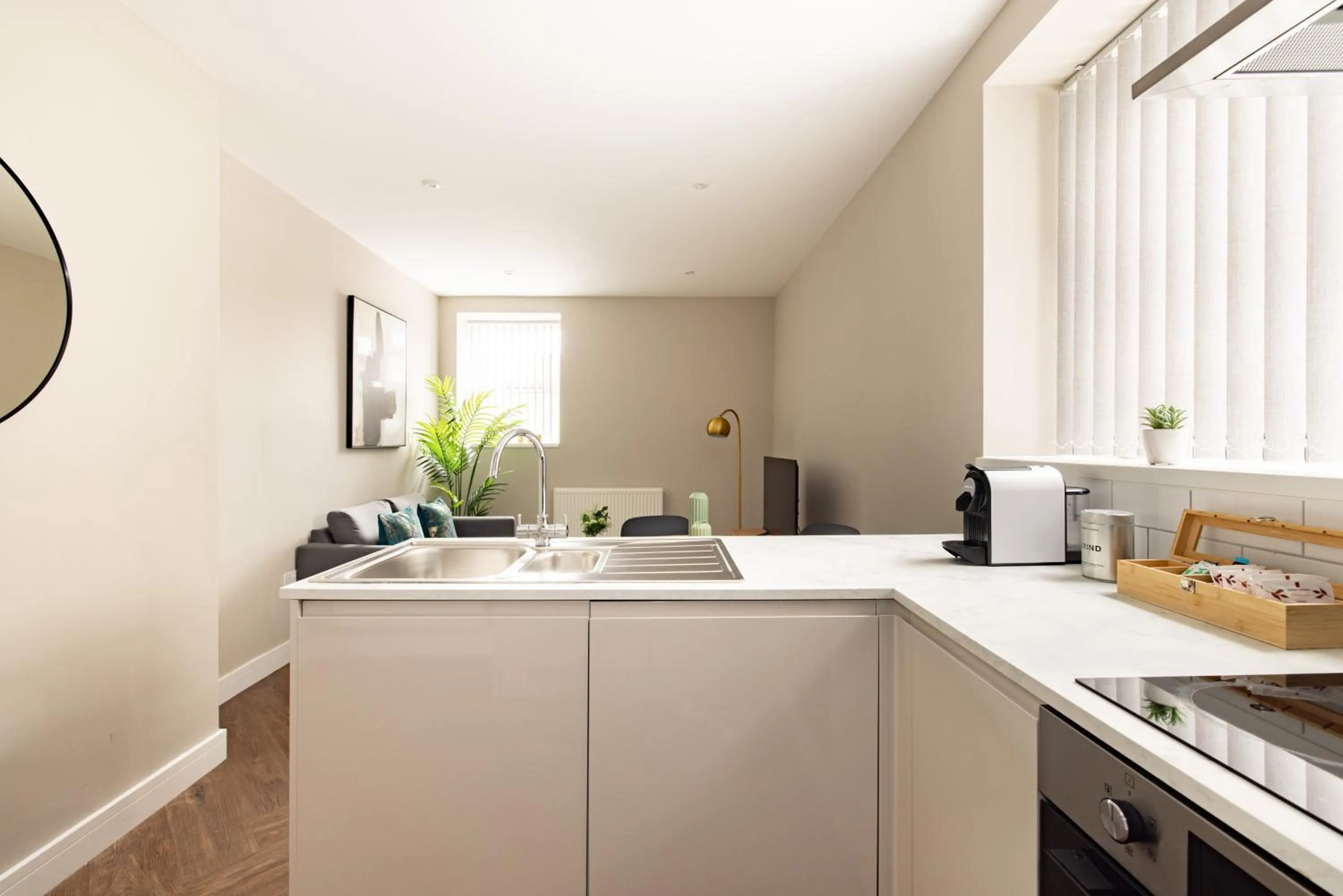 Coffee/tea facilities in Charles Hope Plymouth