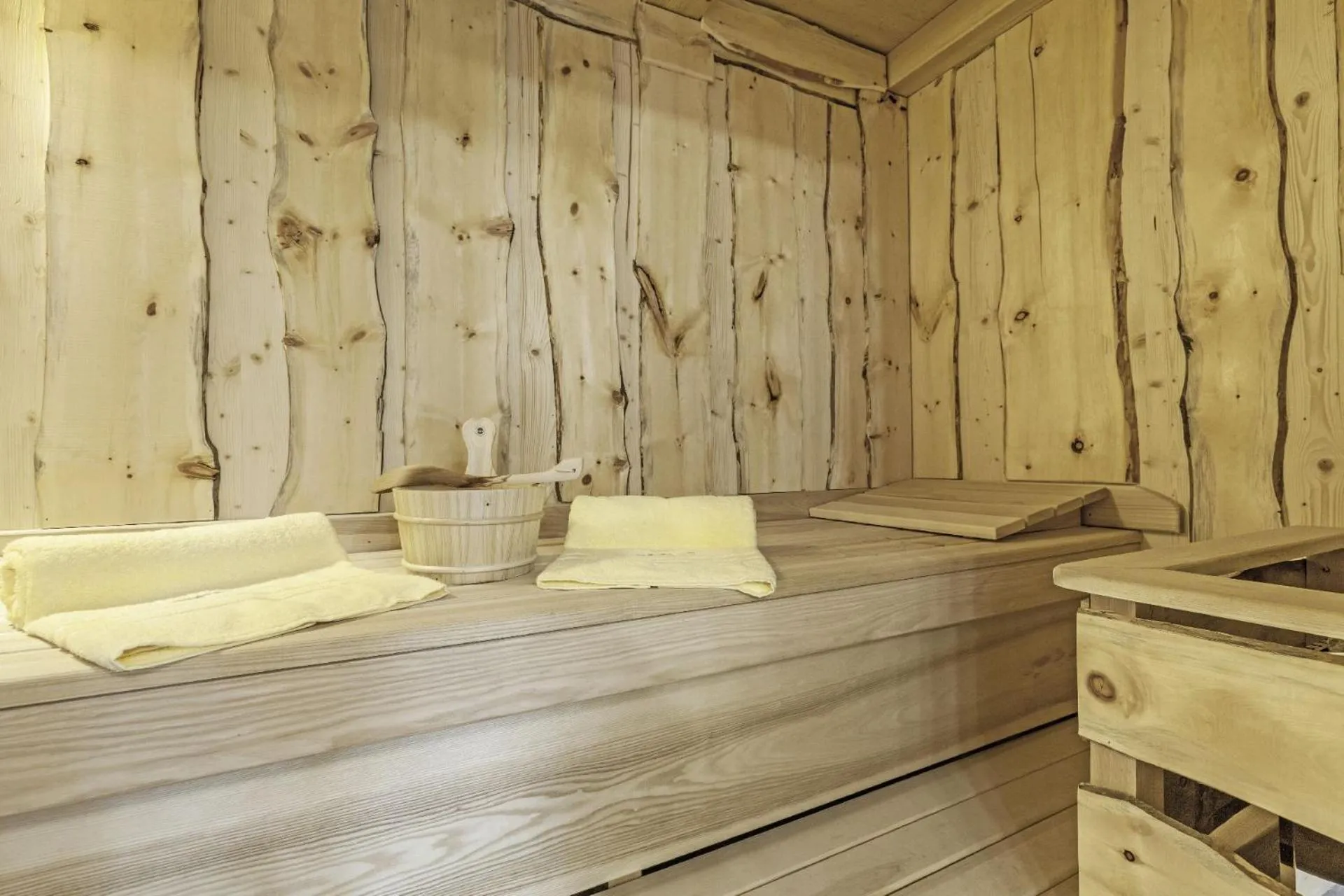 Sauna in Bayern Chalets bei Salzburg und Berchtesgaden mit Whirlpool und Sauna