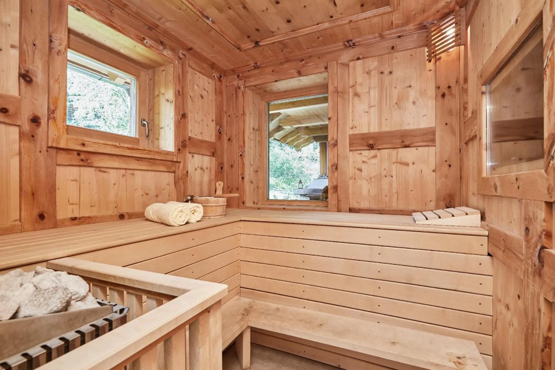 Sauna in Bayern Chalets bei Salzburg und Berchtesgaden mit Whirlpool und Sauna