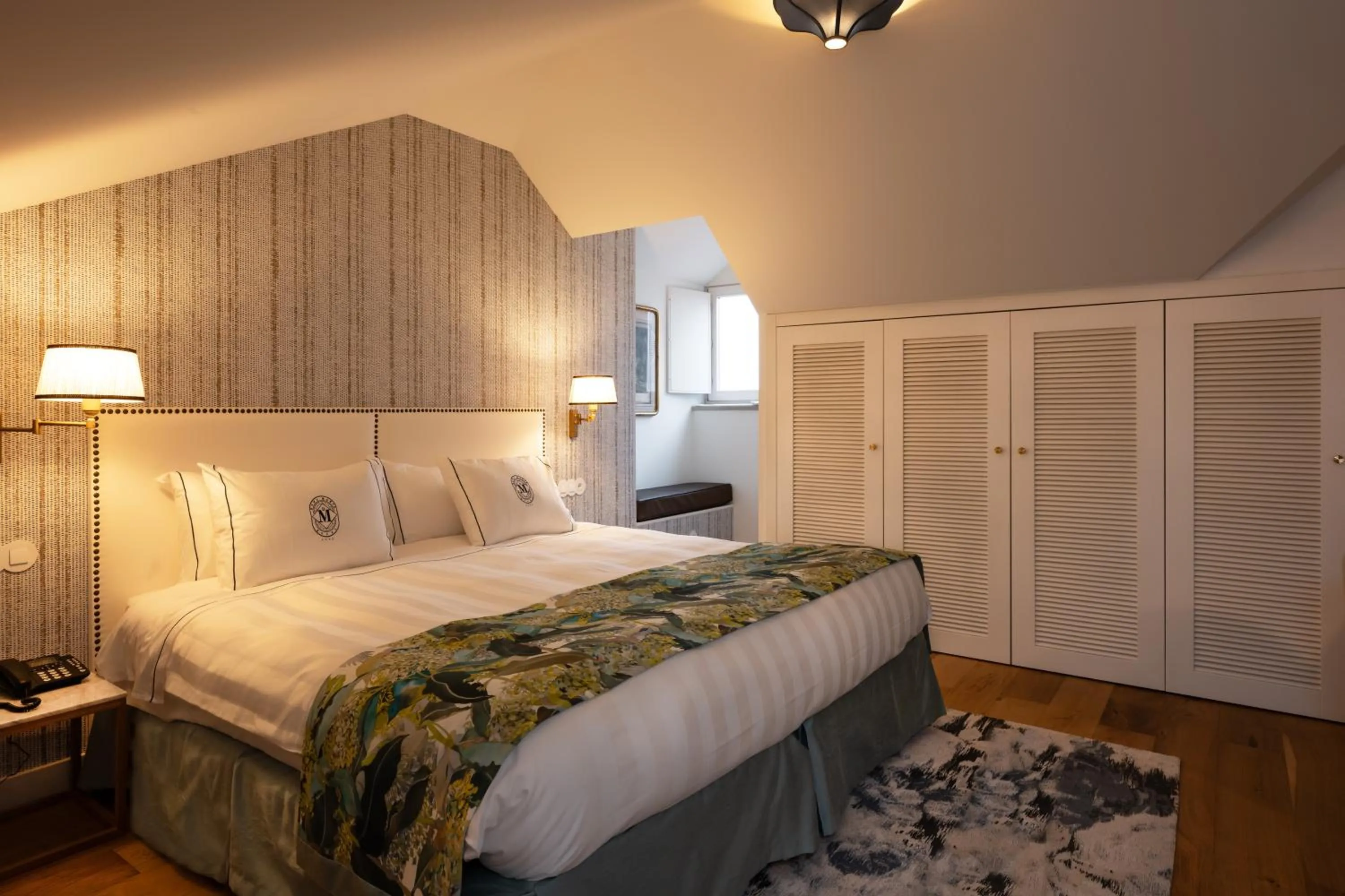 Bed in Dona Maria Hotel