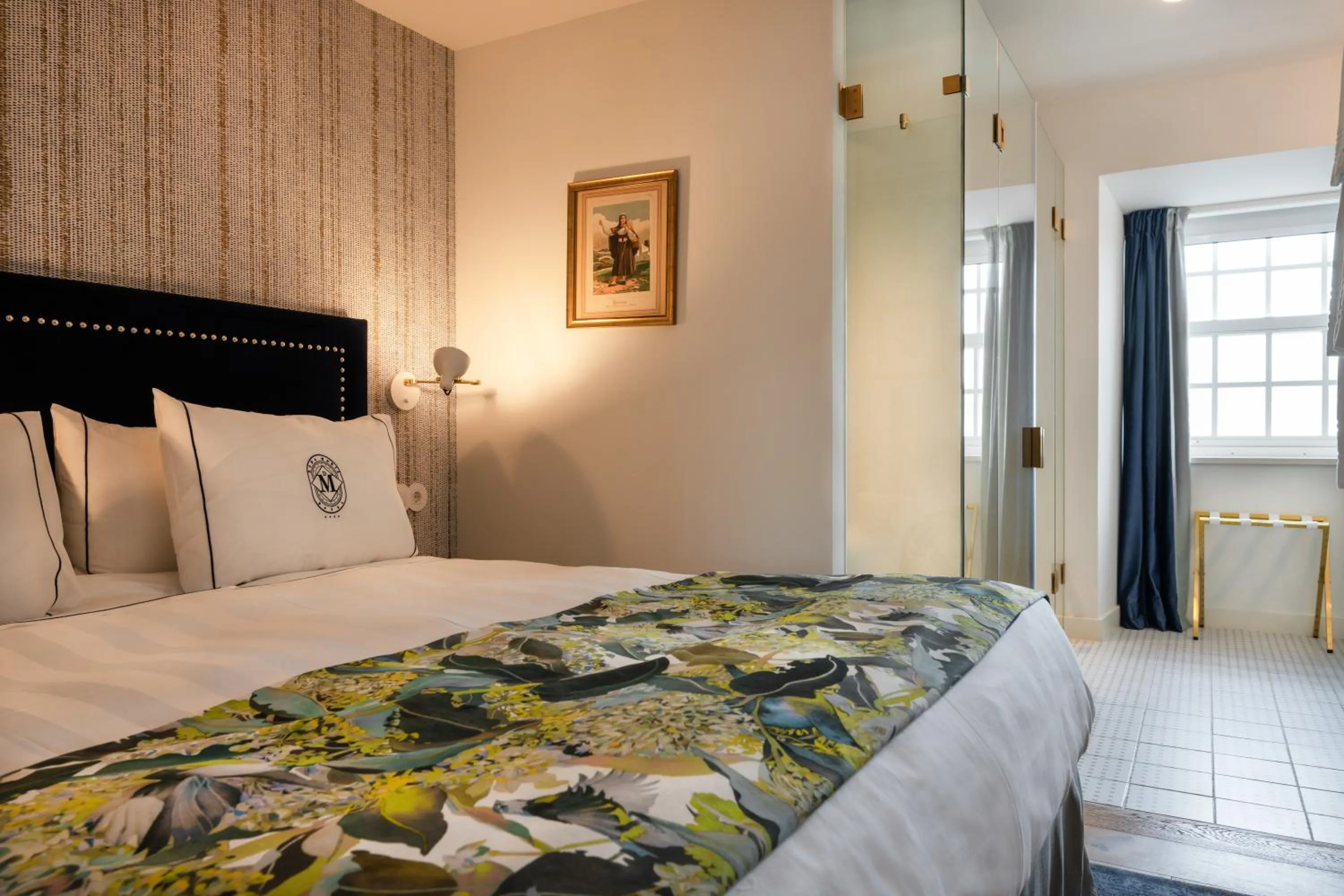 Bed in Dona Maria Hotel