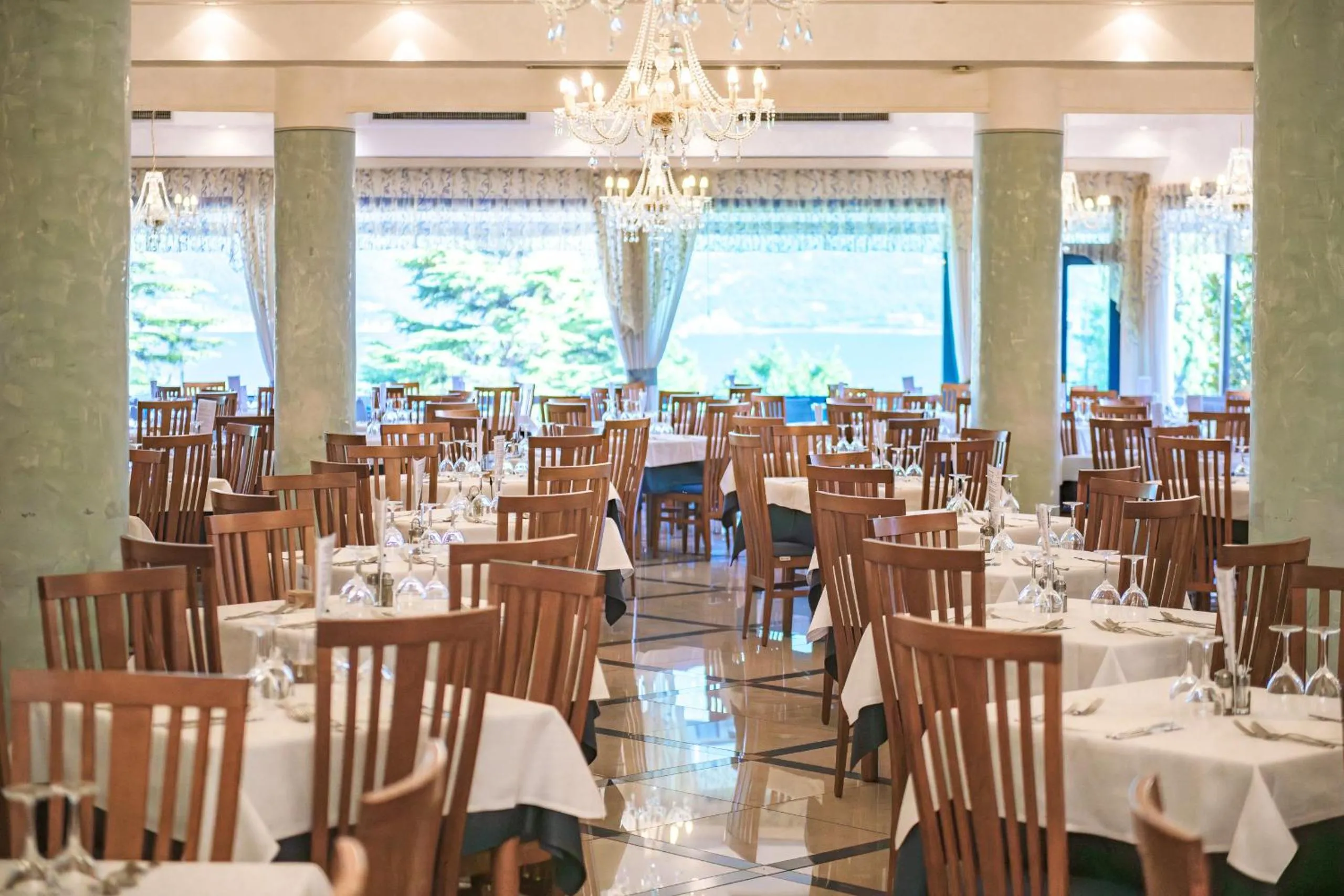 Lounge or bar in Hotel Garda Bellevue