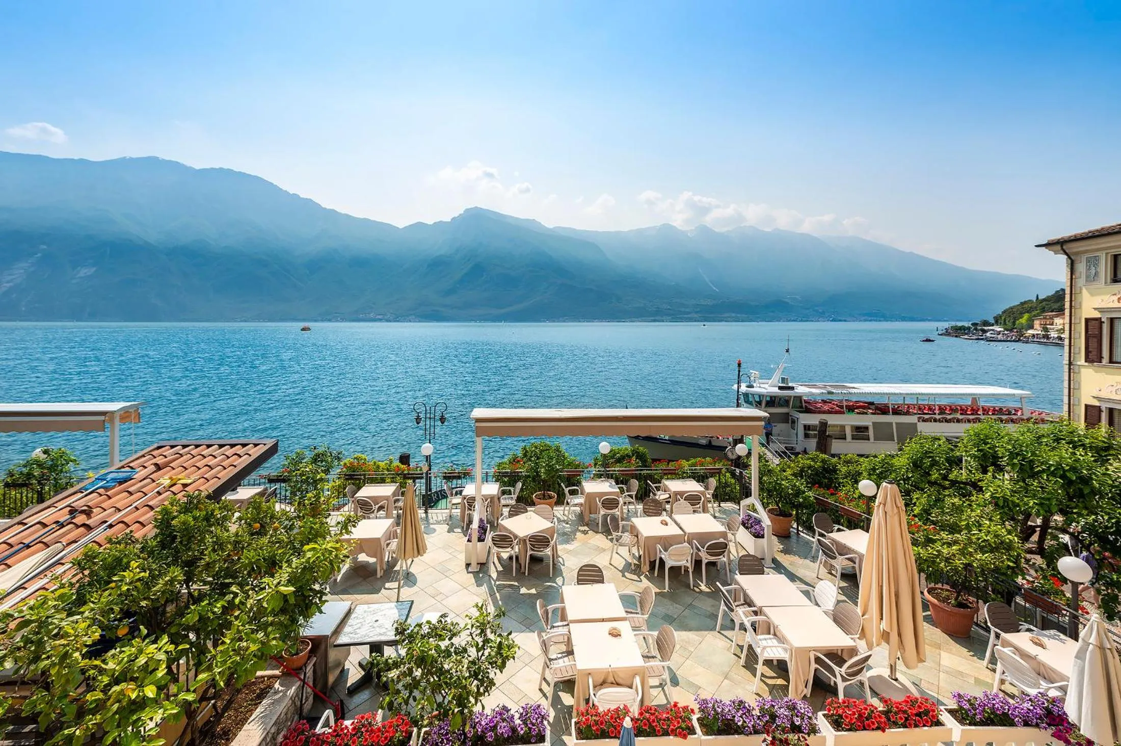 Property building in Hotel all'Azzurro