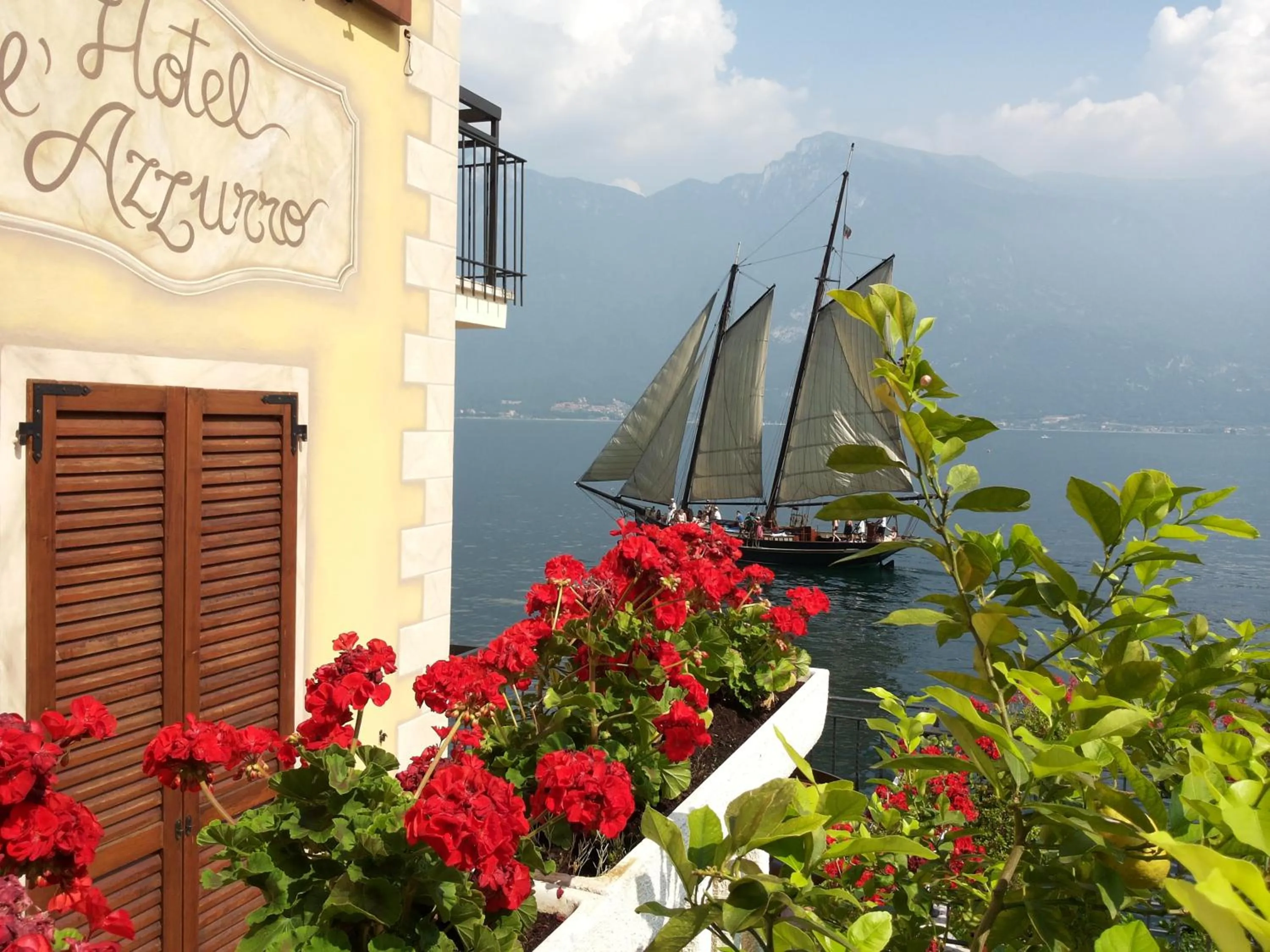 Property building in Hotel all'Azzurro