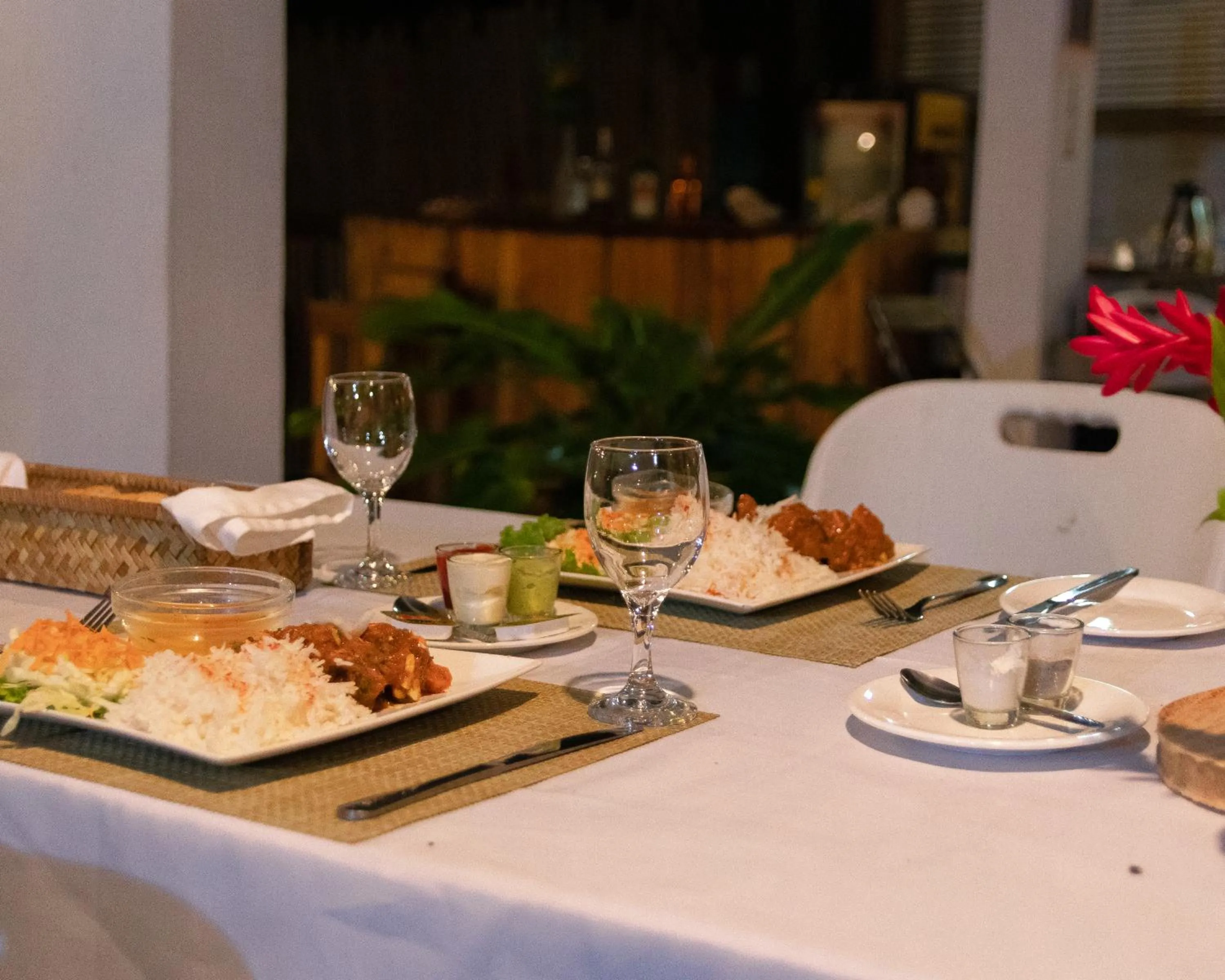 Restaurant/places to eat in Nativ Lodge and Spa