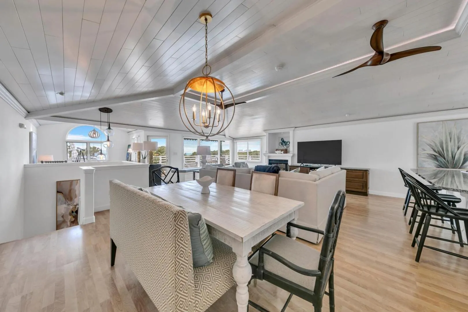 Henderson Haus - Is a Fabulous 3BR Townhome in Destin