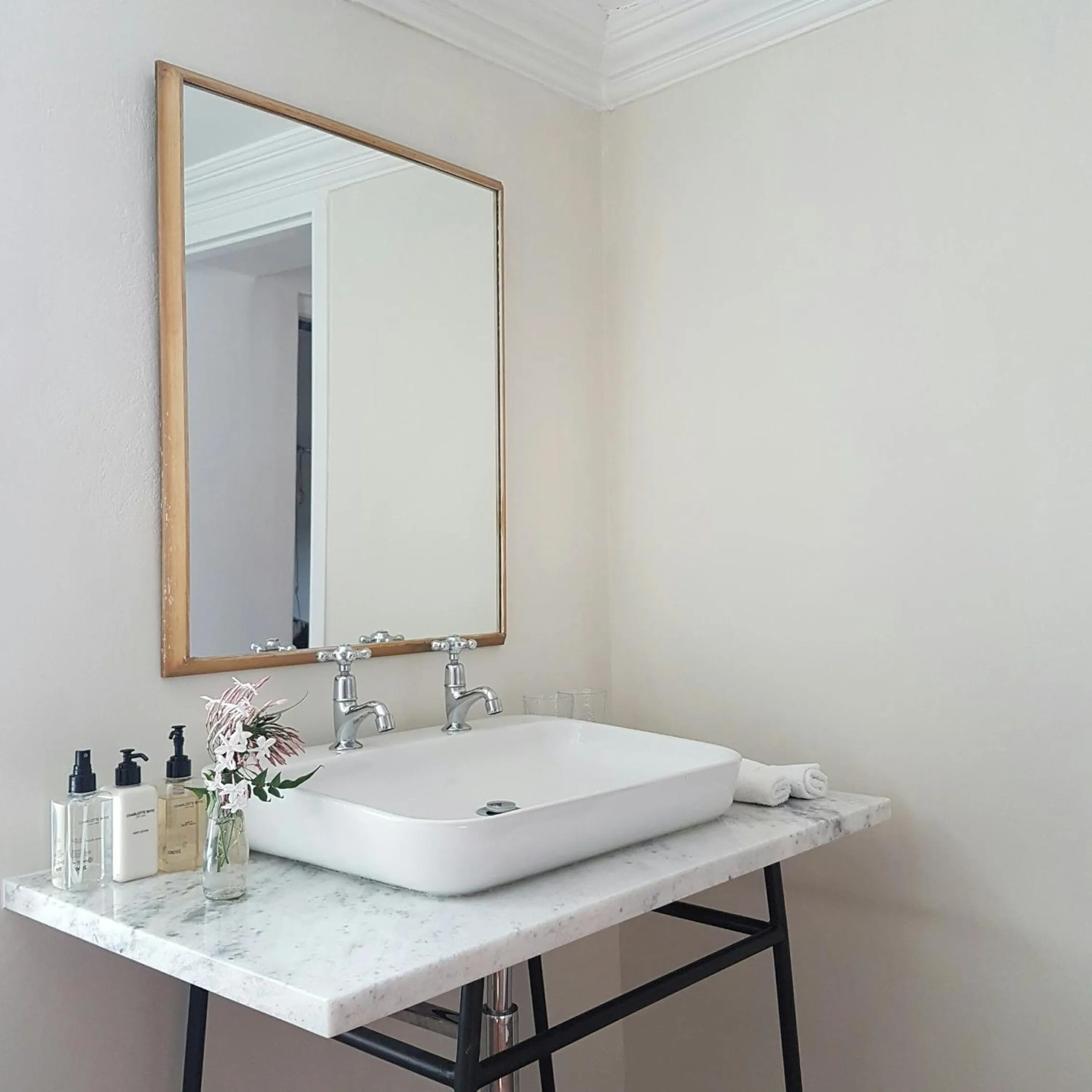 Bathroom in Wildekrans Country House
