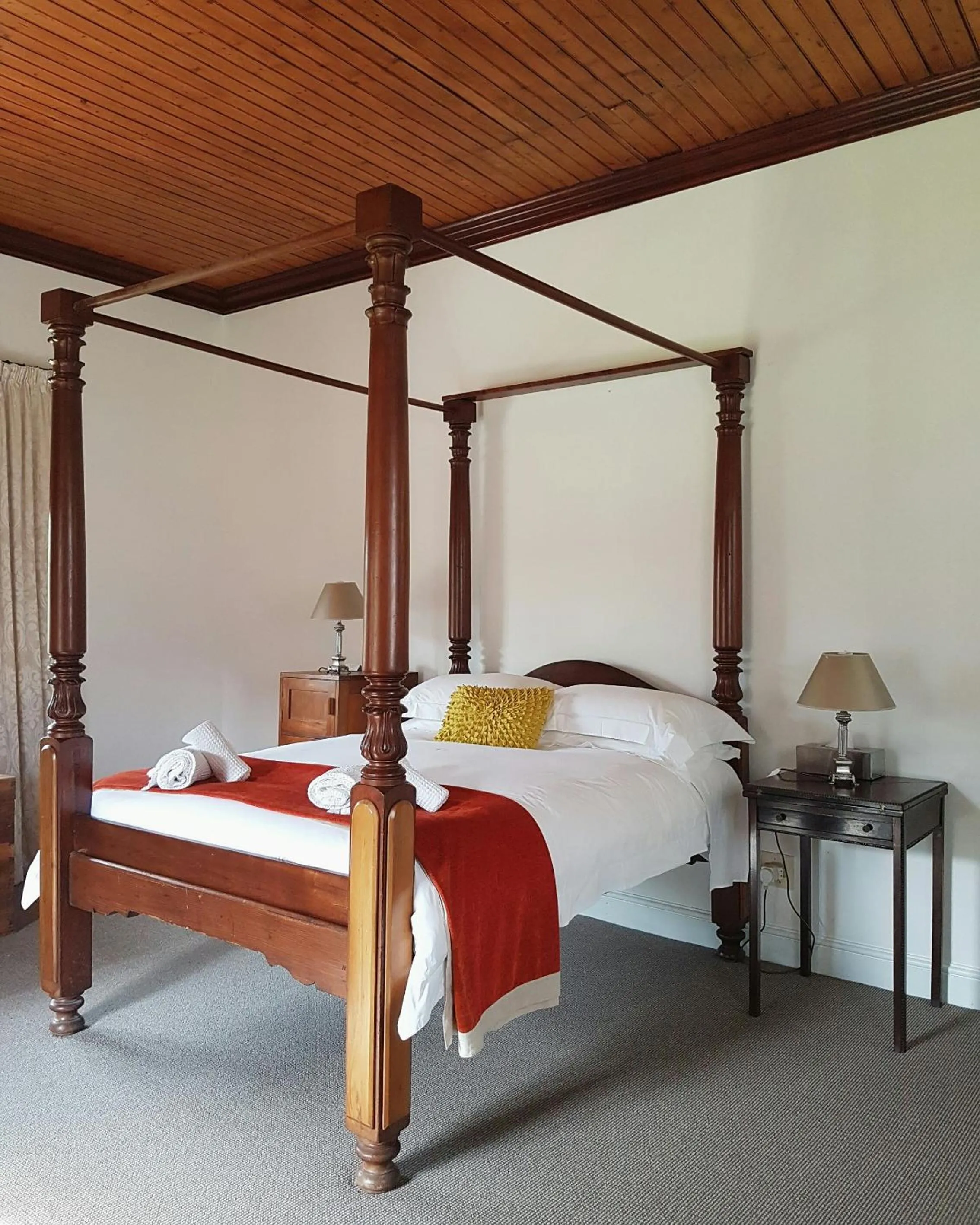 Bedroom, Bed in Wildekrans Country House